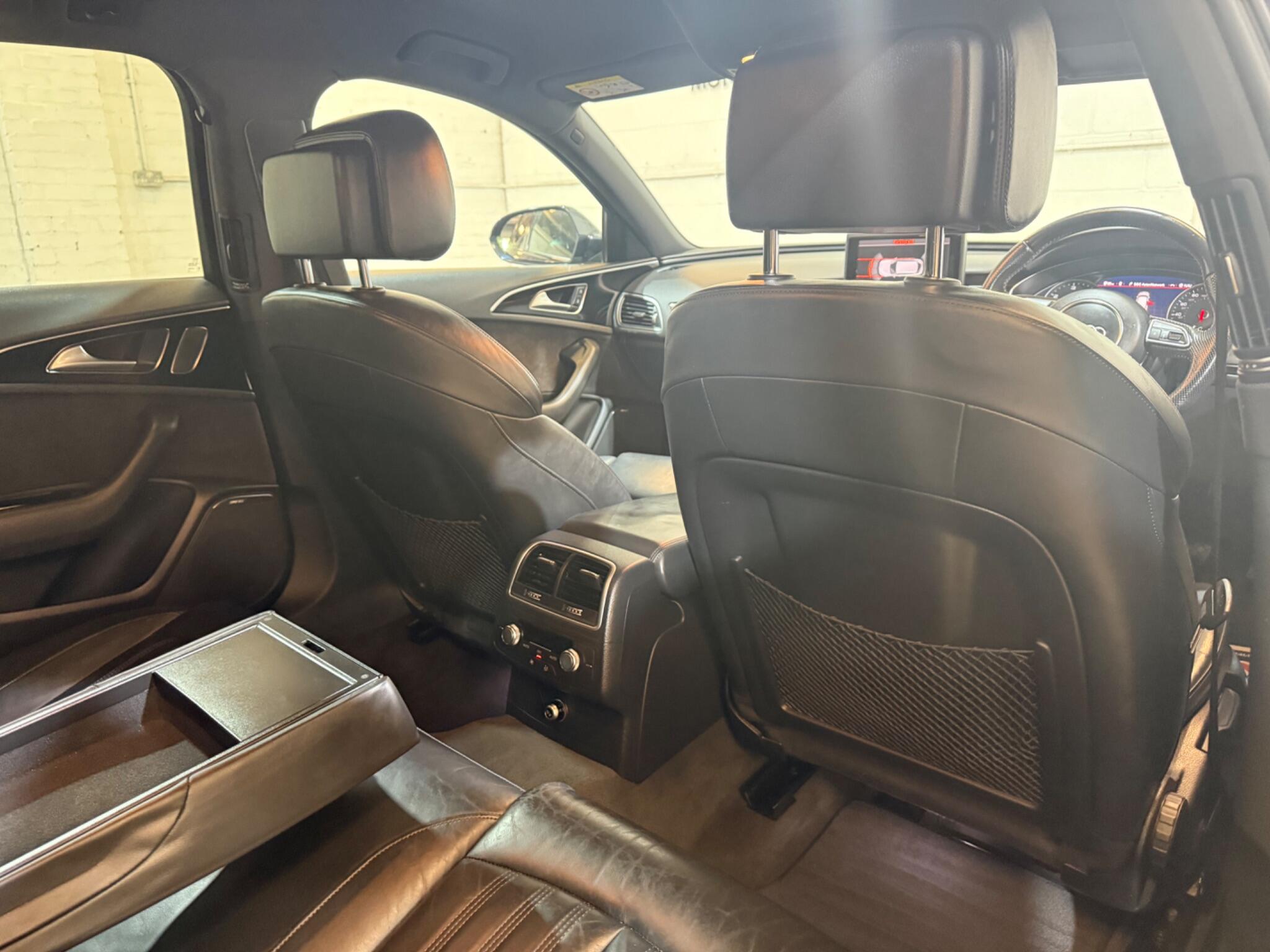 Audi A6 Avant view 22