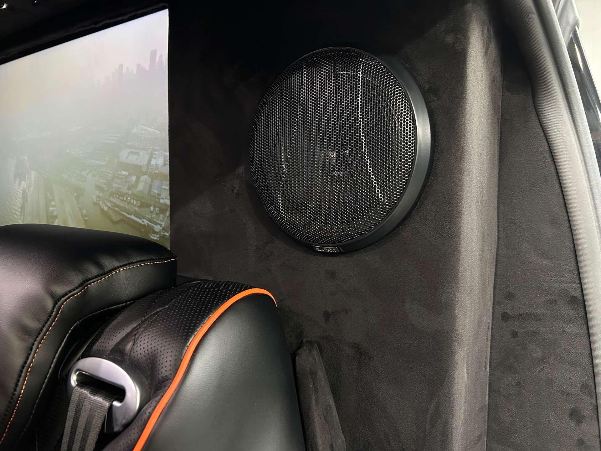 Mercedes-Benz V Class view 15