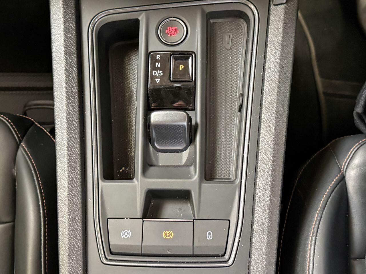 Cupra Leon view 53
