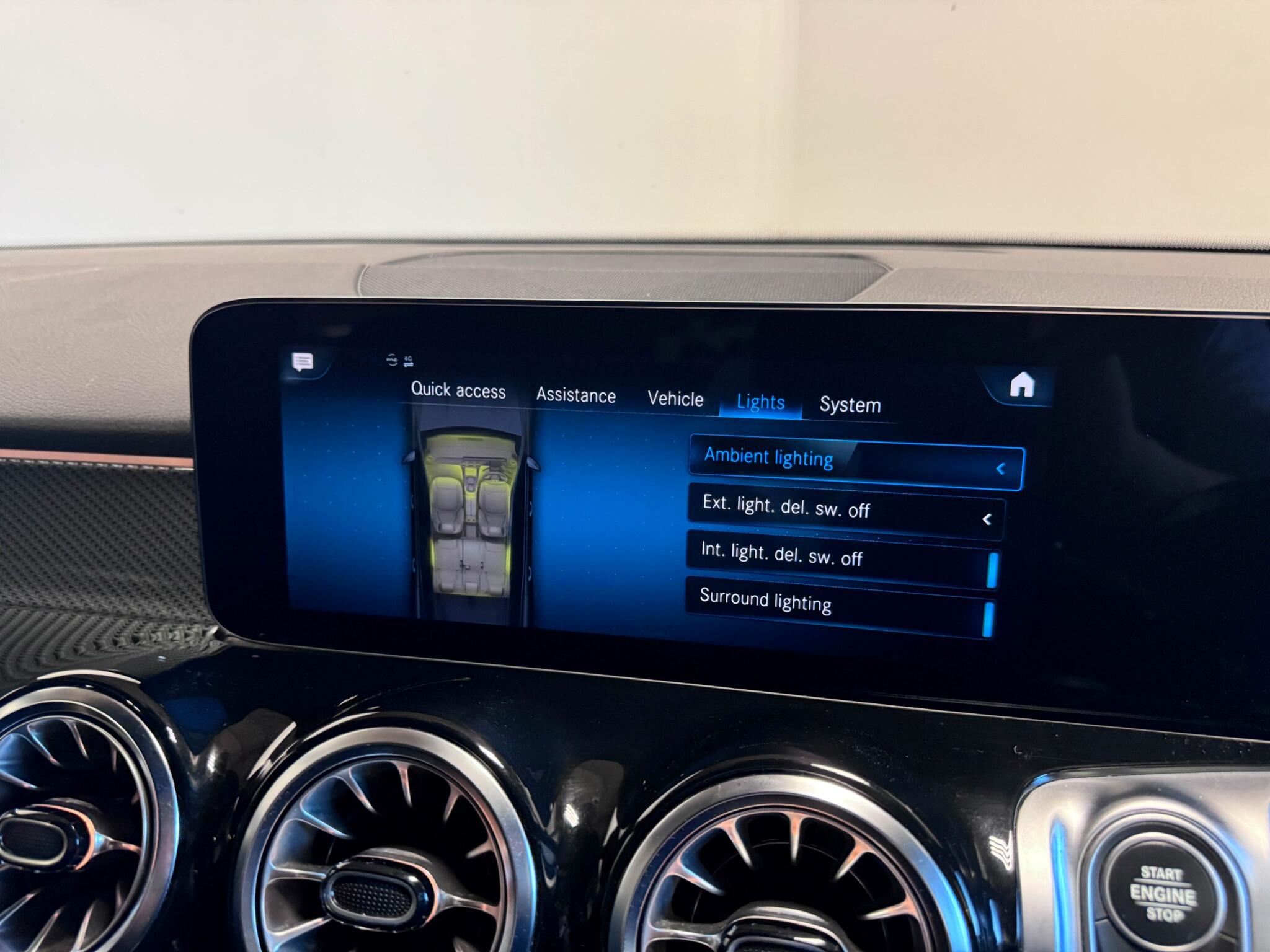 Mercedes-Benz GLB view 56