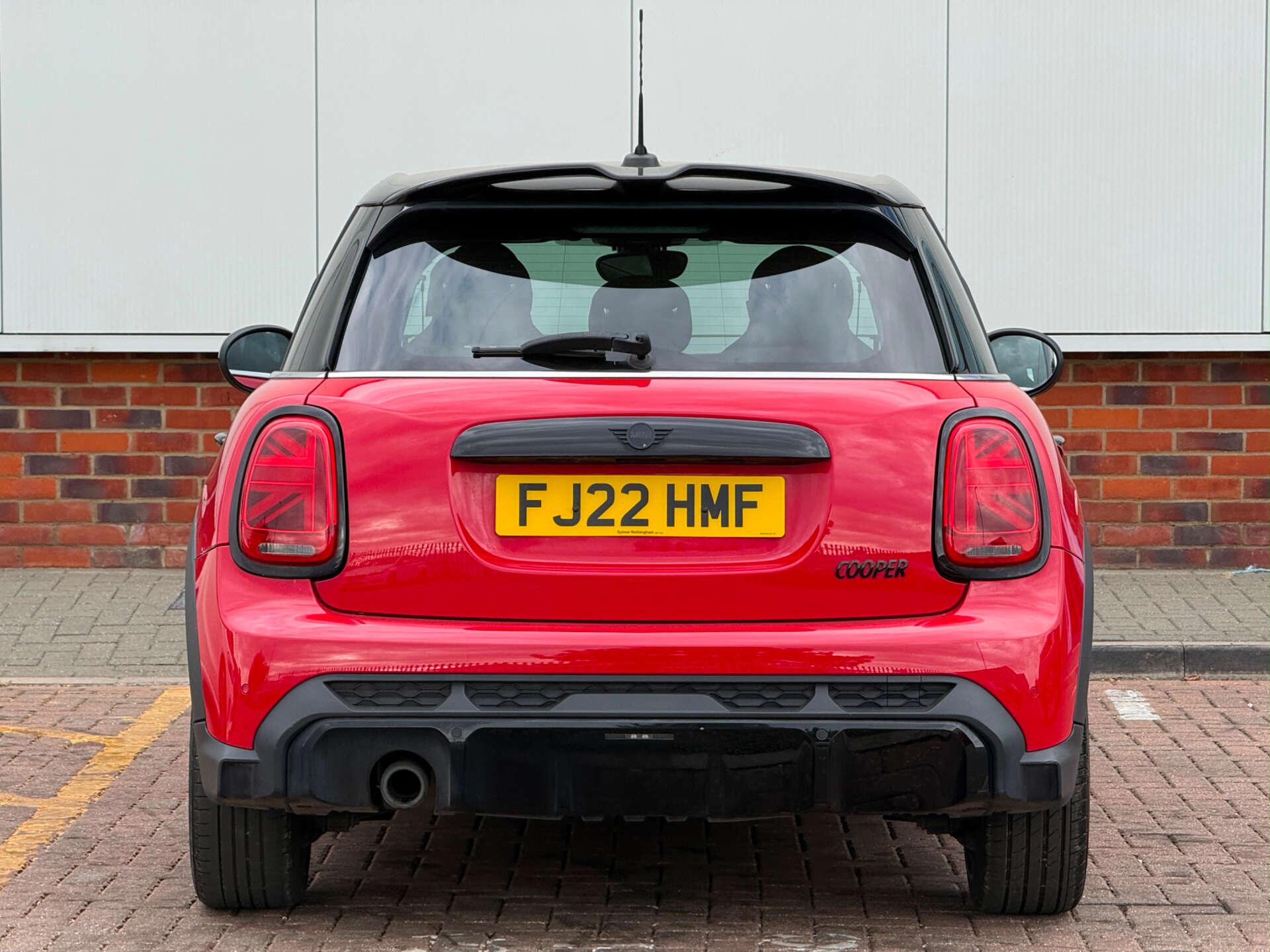 Mini Cooper view 11