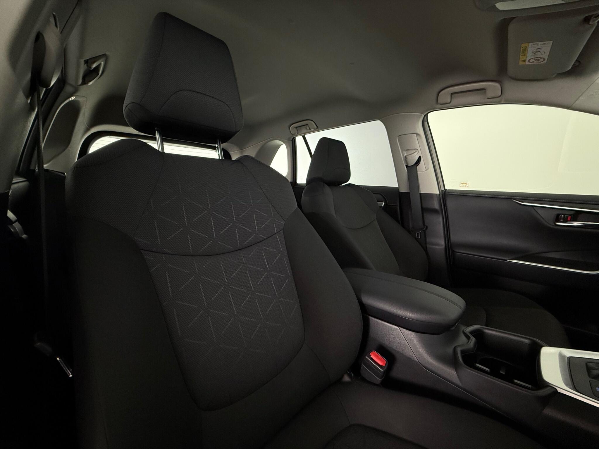 Toyota Rav4 view 24