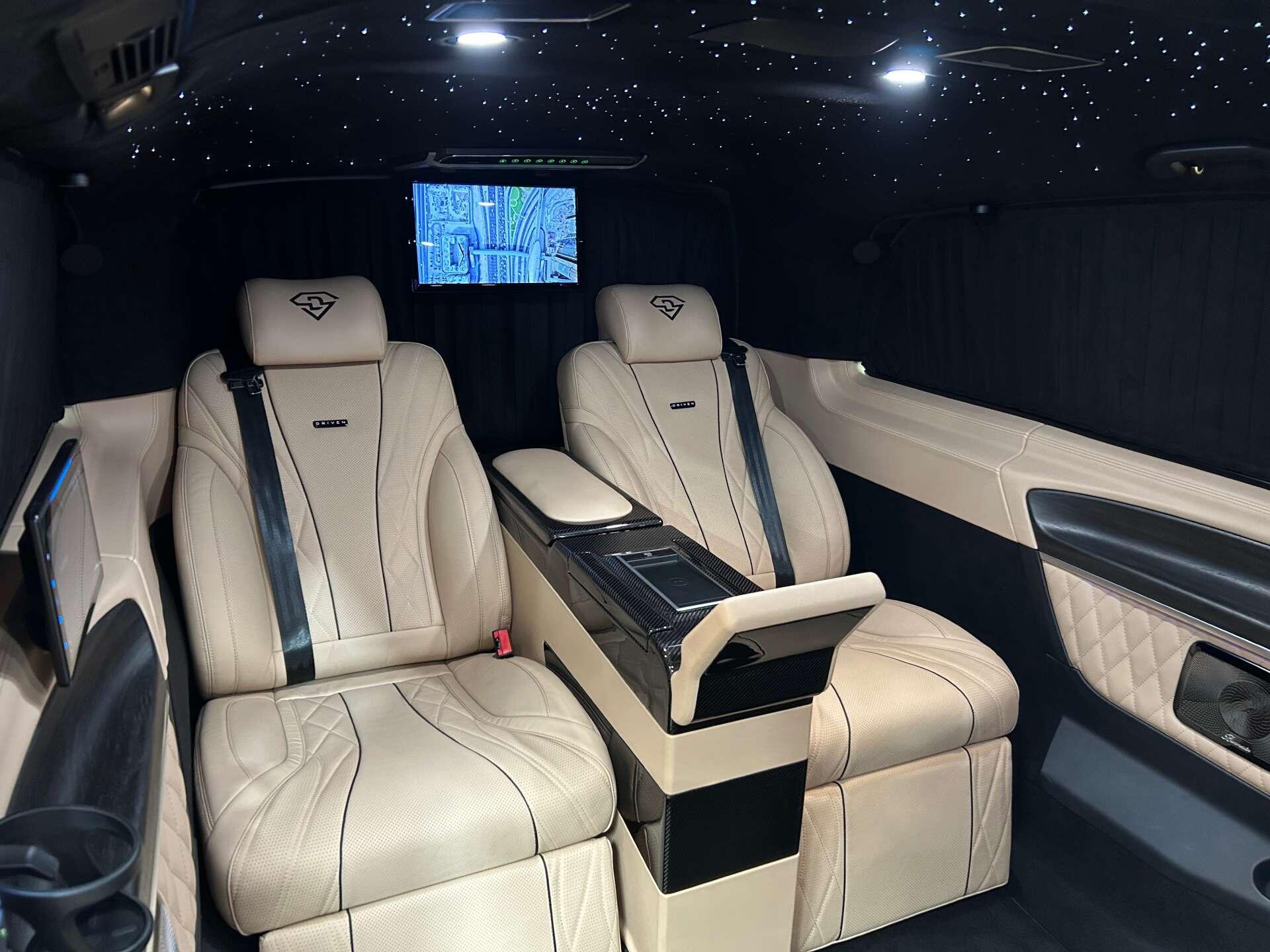 Mercedes-Benz V Class view 25