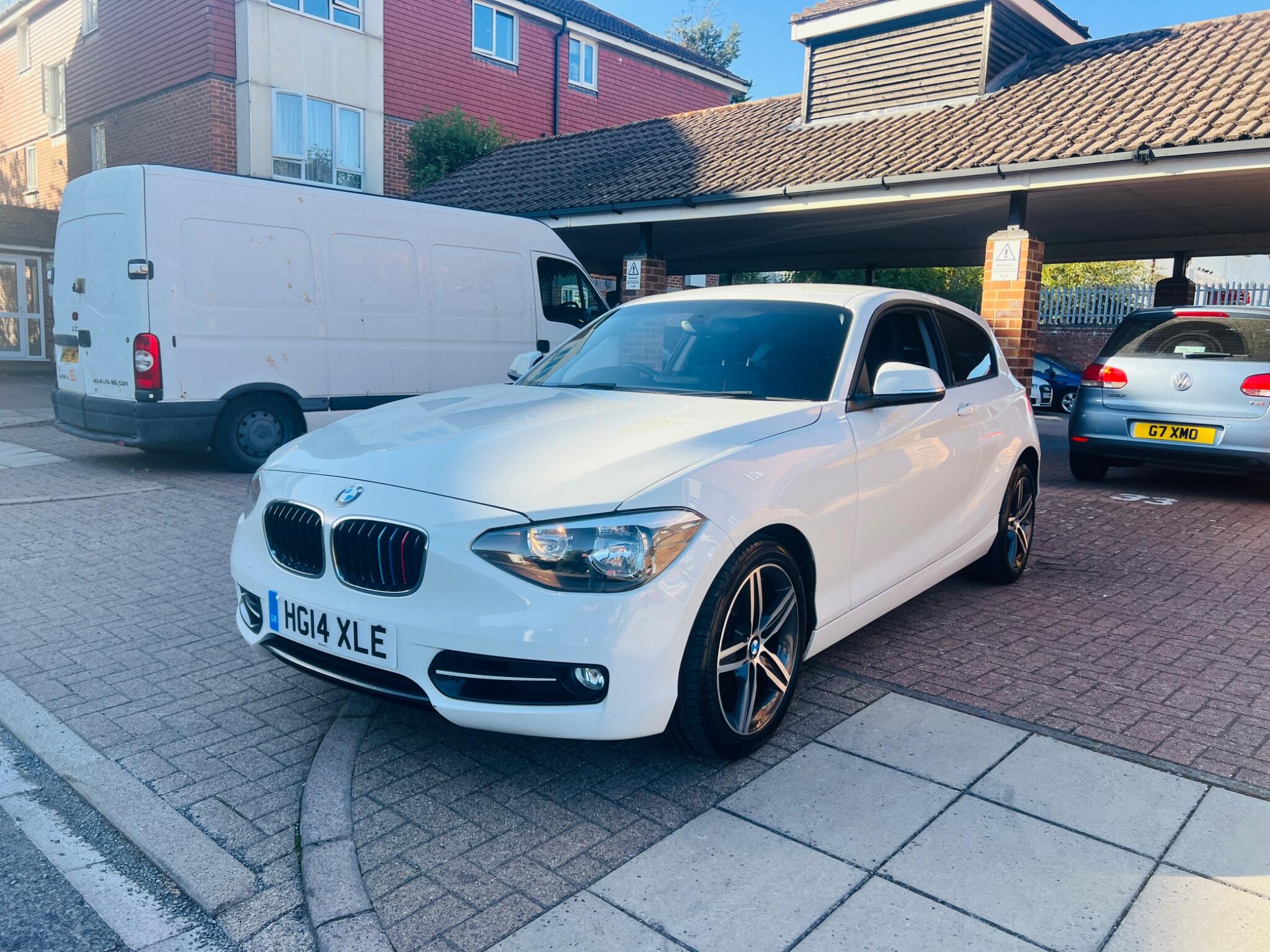 BMW 1 Series view 16