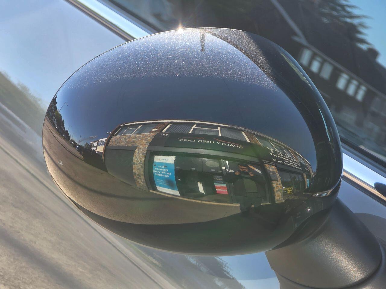Mini Cooper view 33