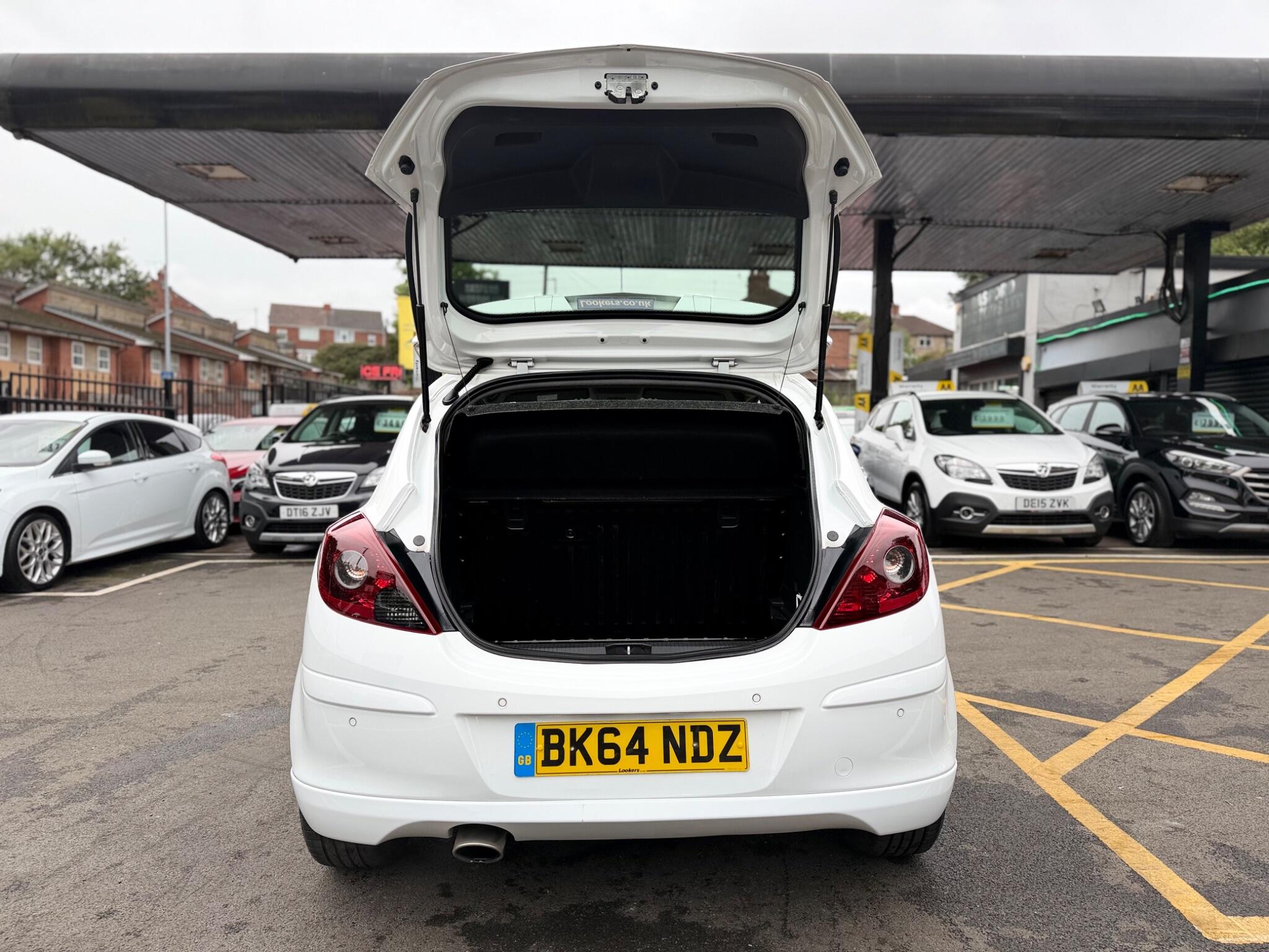 Vauxhall Corsa view 14