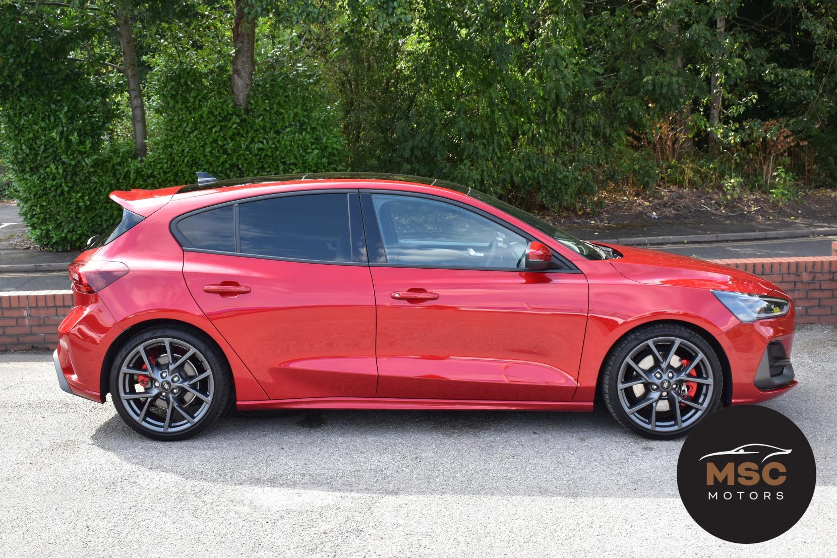 Ford Focus view 21