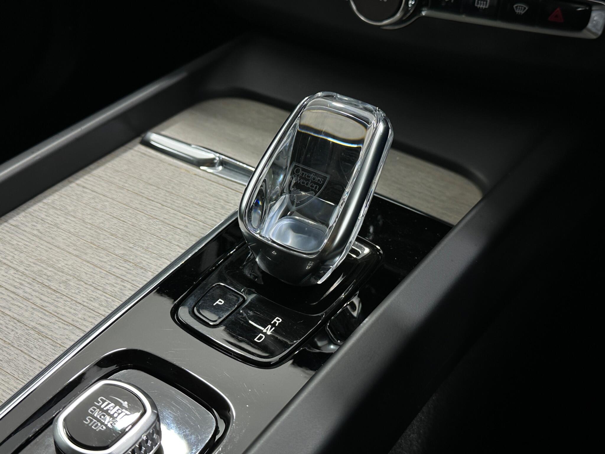 Volvo XC60 view 21