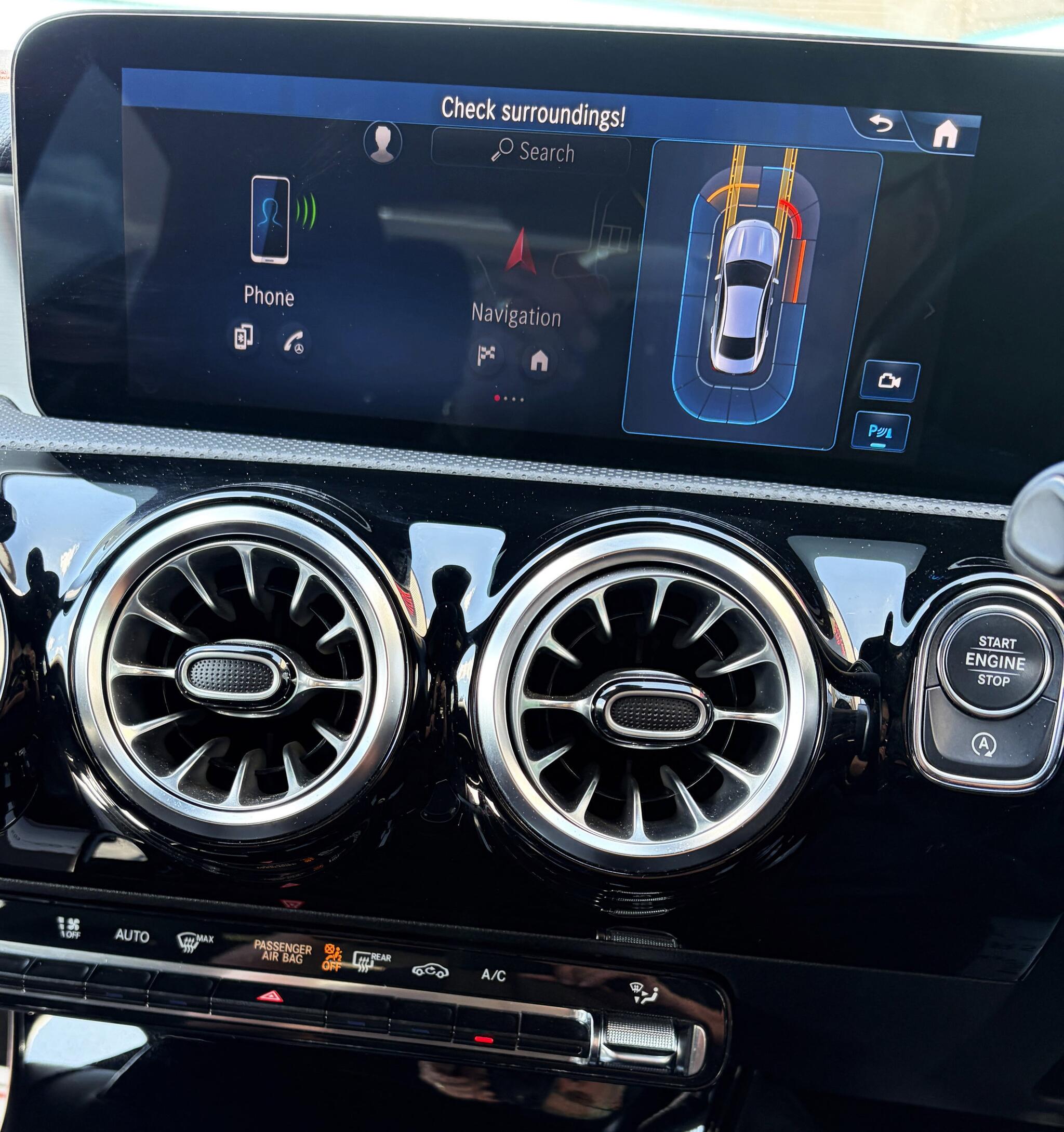 Mercedes-Benz Cla view 27