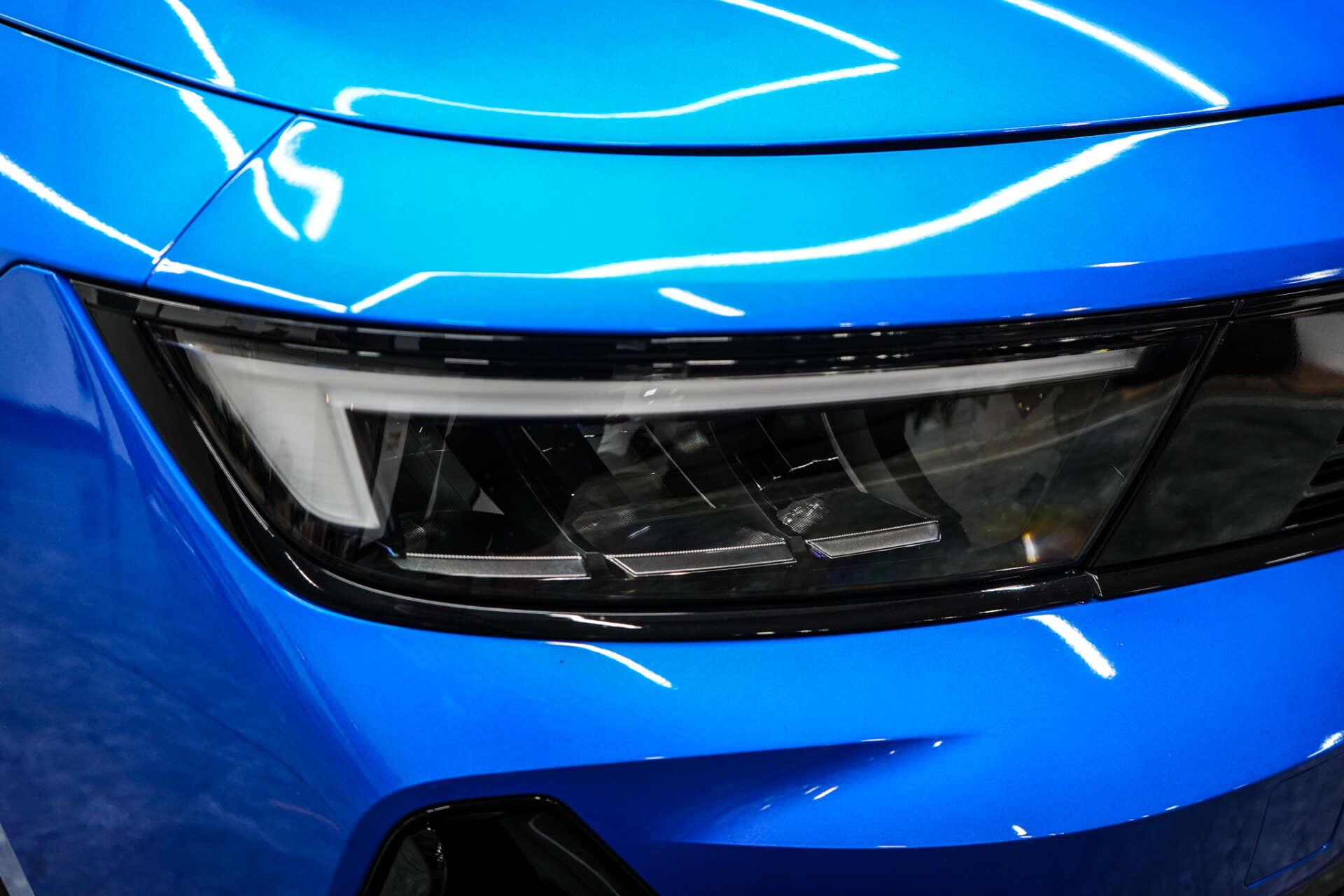 Vauxhall Astra Electric view 6