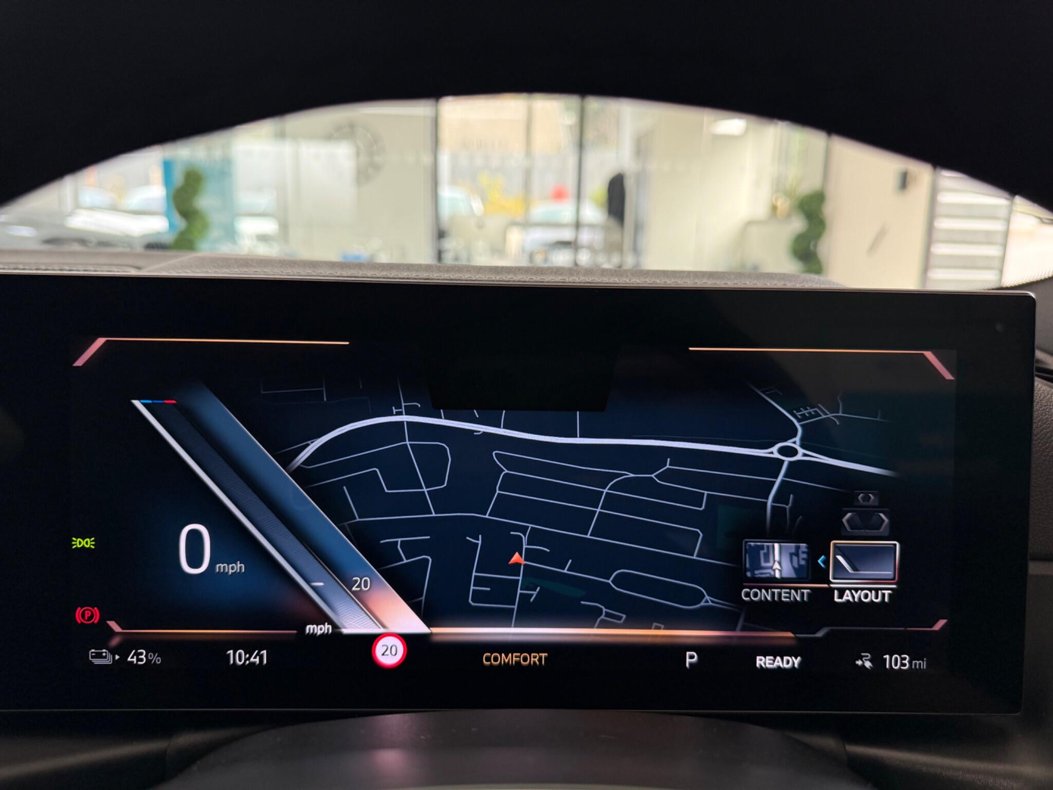 BMW I4 view 18