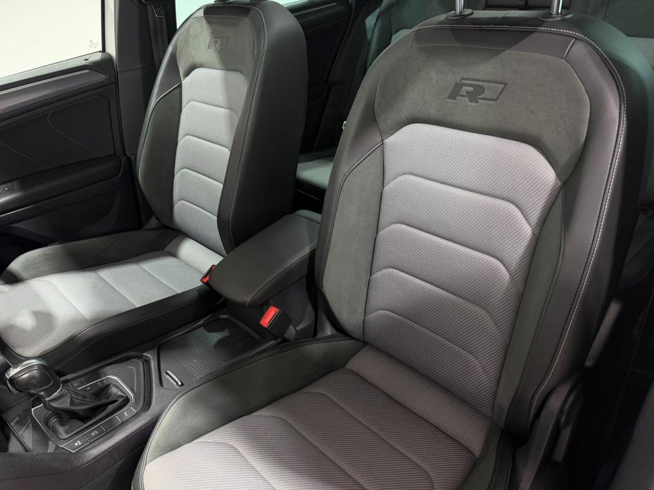 Volkswagen Tiguan view 16