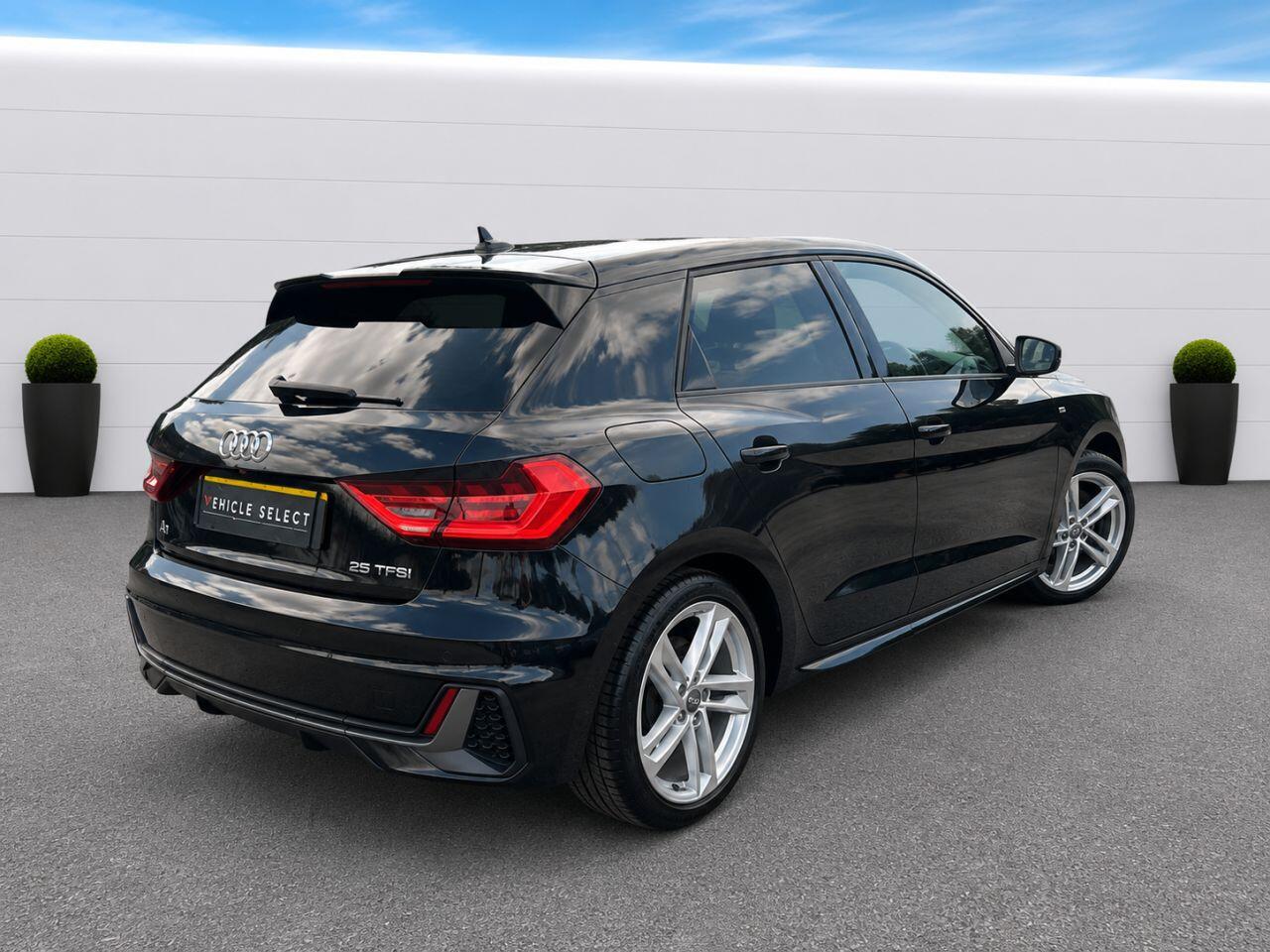 Audi A1 view 4