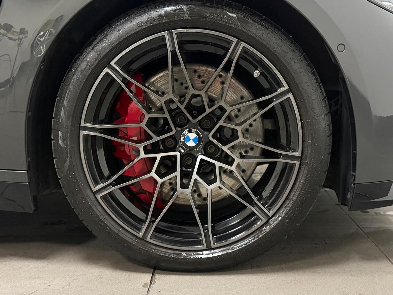 BMW M4 view 13