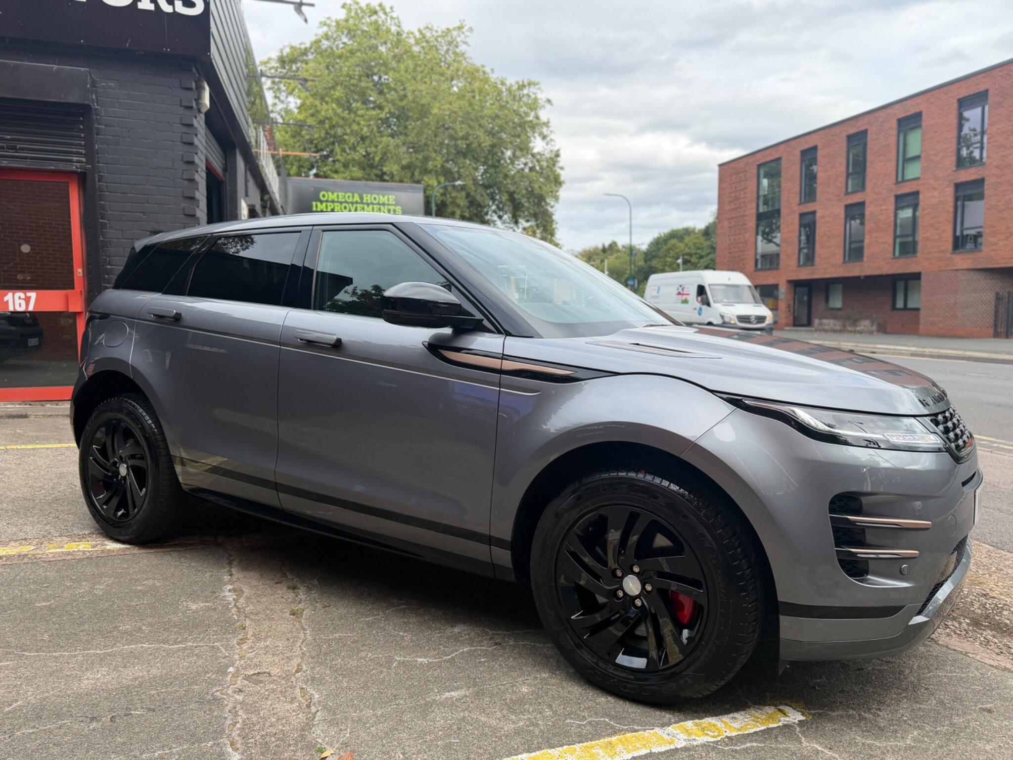 Land Rover Range Rover Evoque view 6
