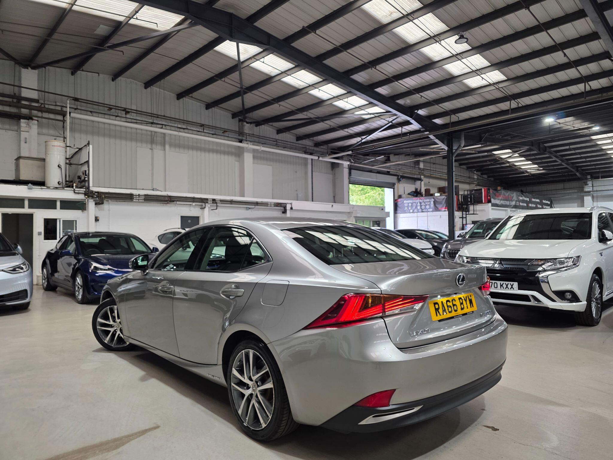 Lexus Is view 27
