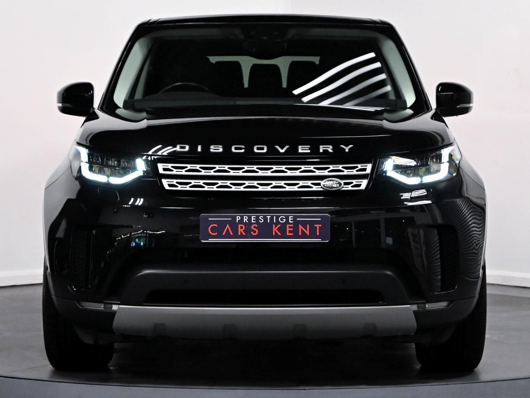 Land Rover Discovery view 22