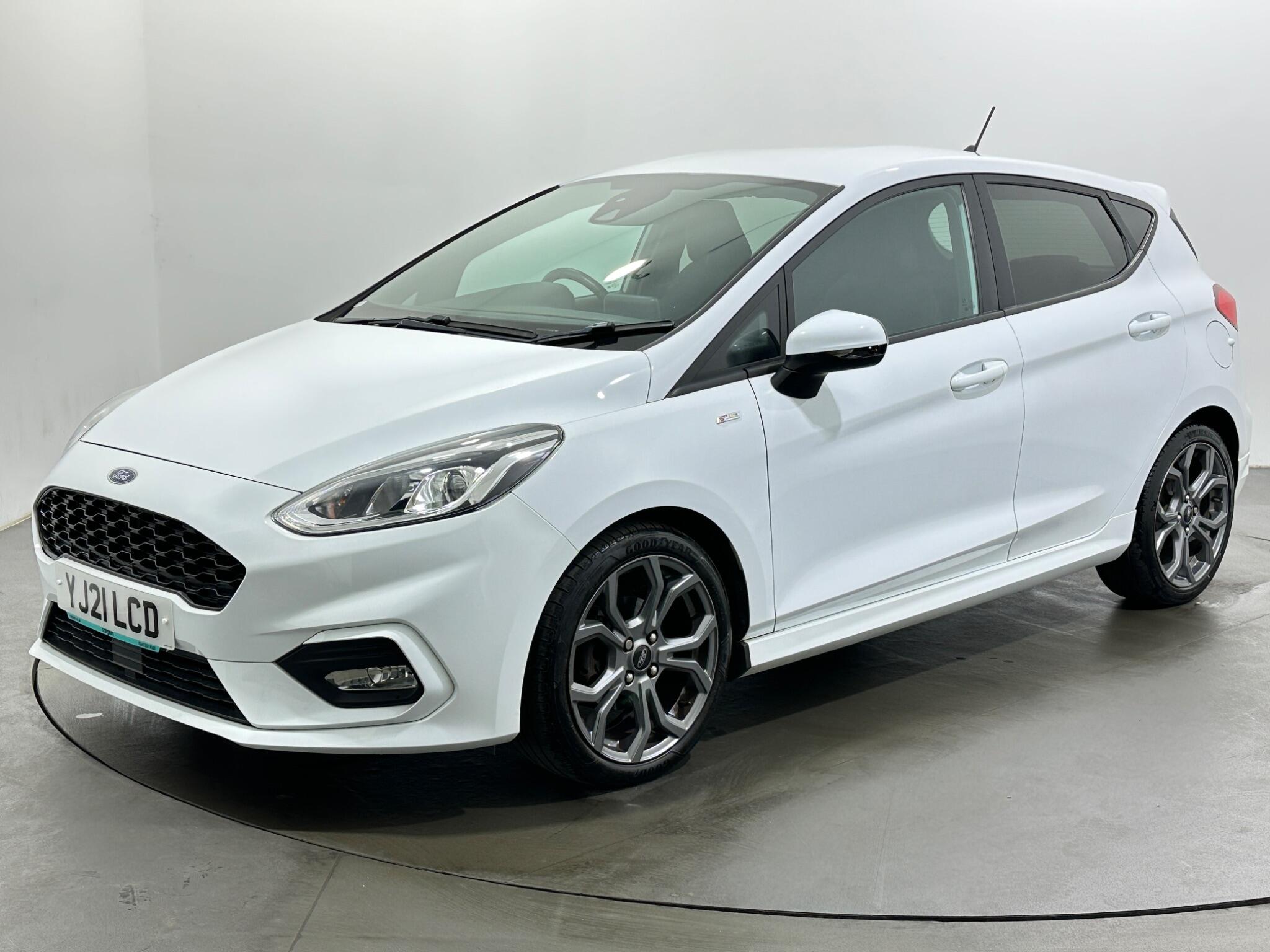 Ford Fiesta view 4