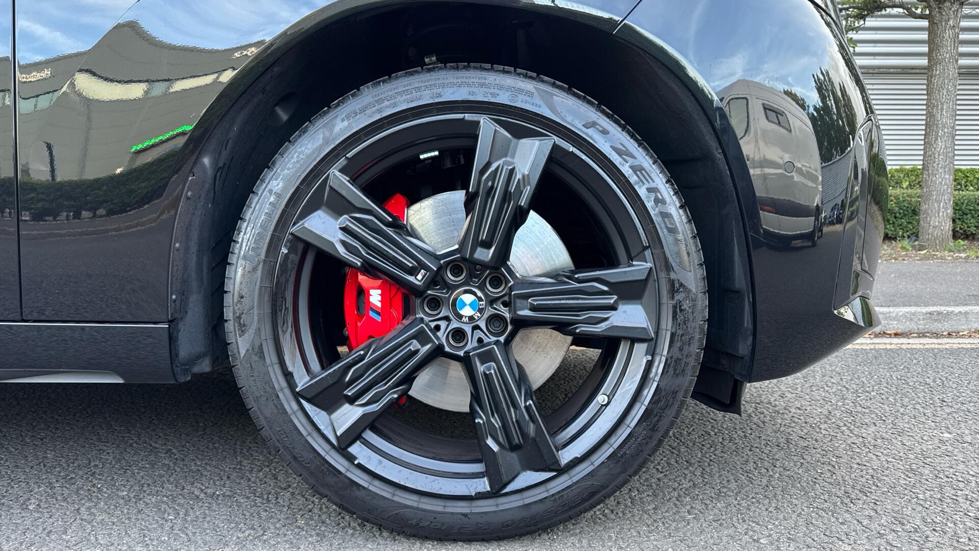 BMW X3 view 14