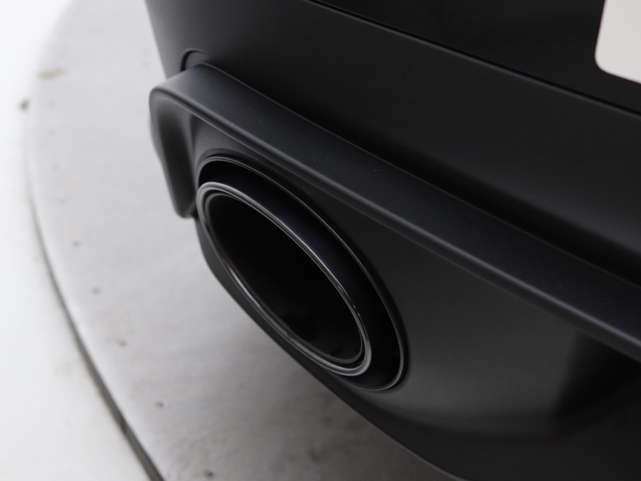 Porsche 911 view 21