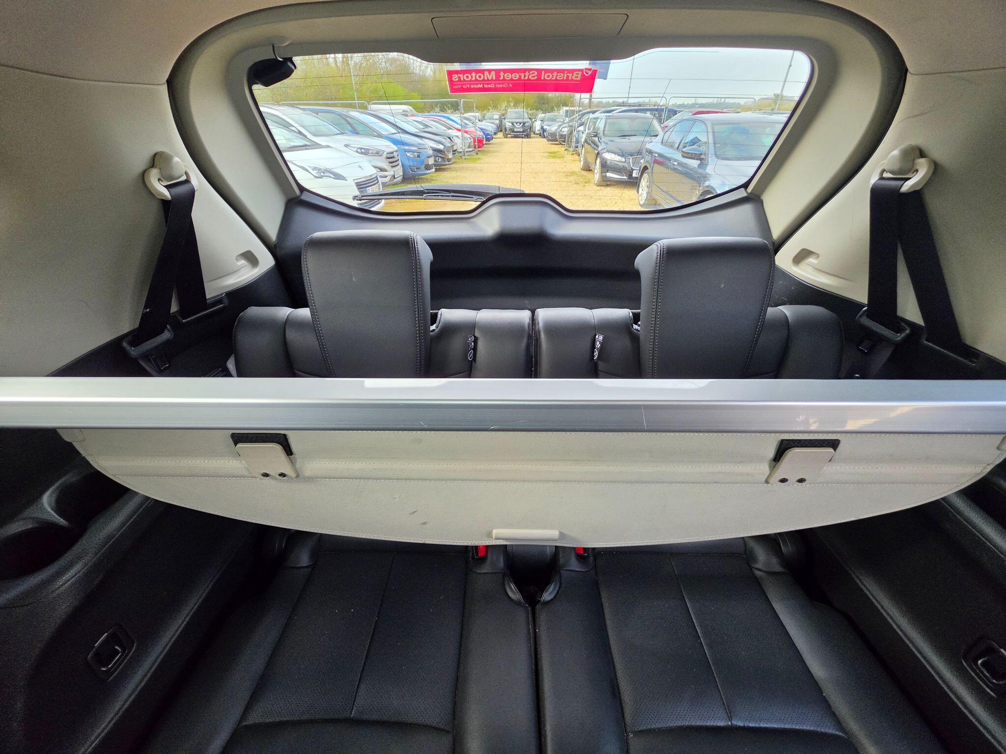 Nissan X-Trail view 32