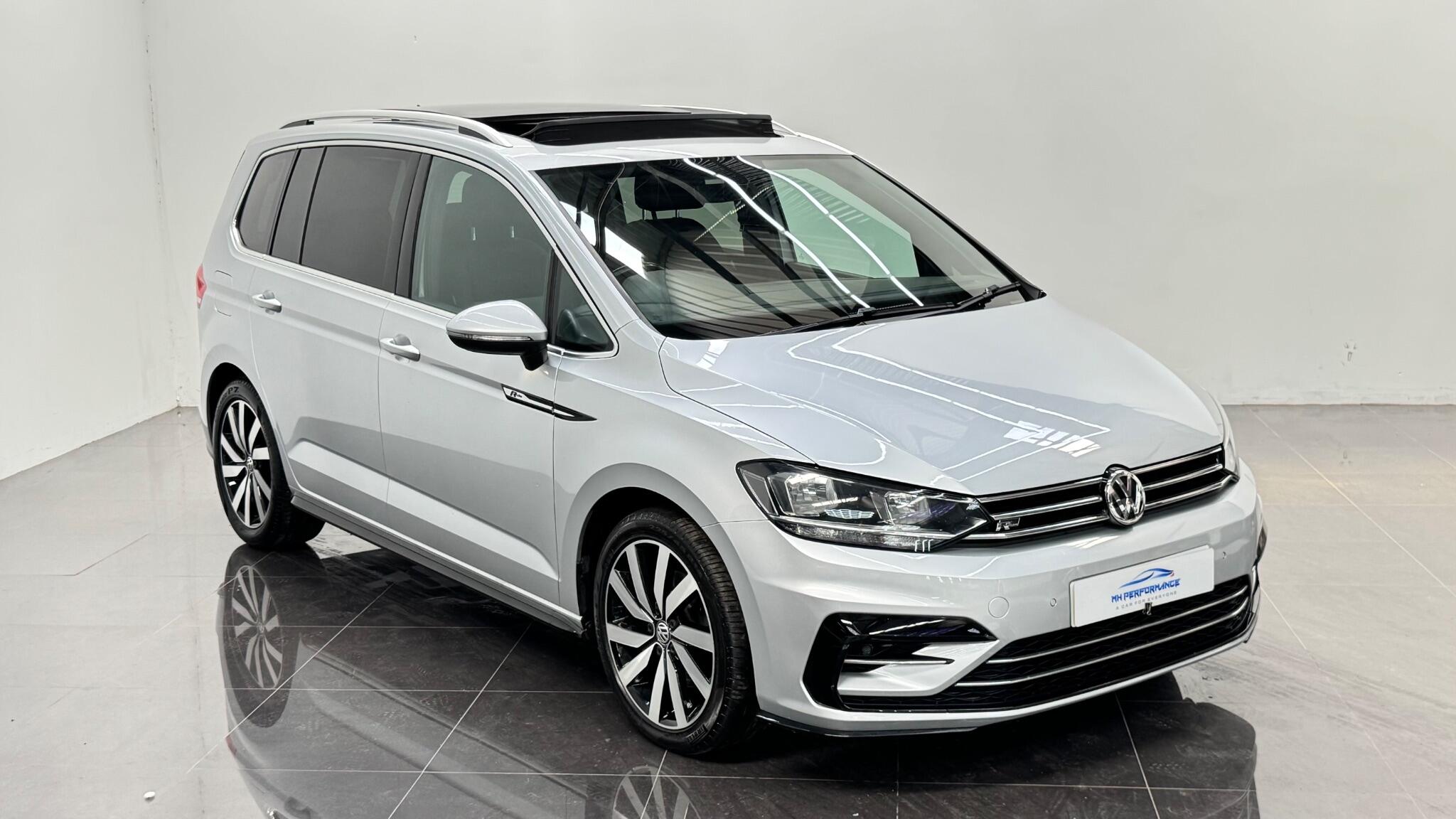 Volkswagen Touran view 29