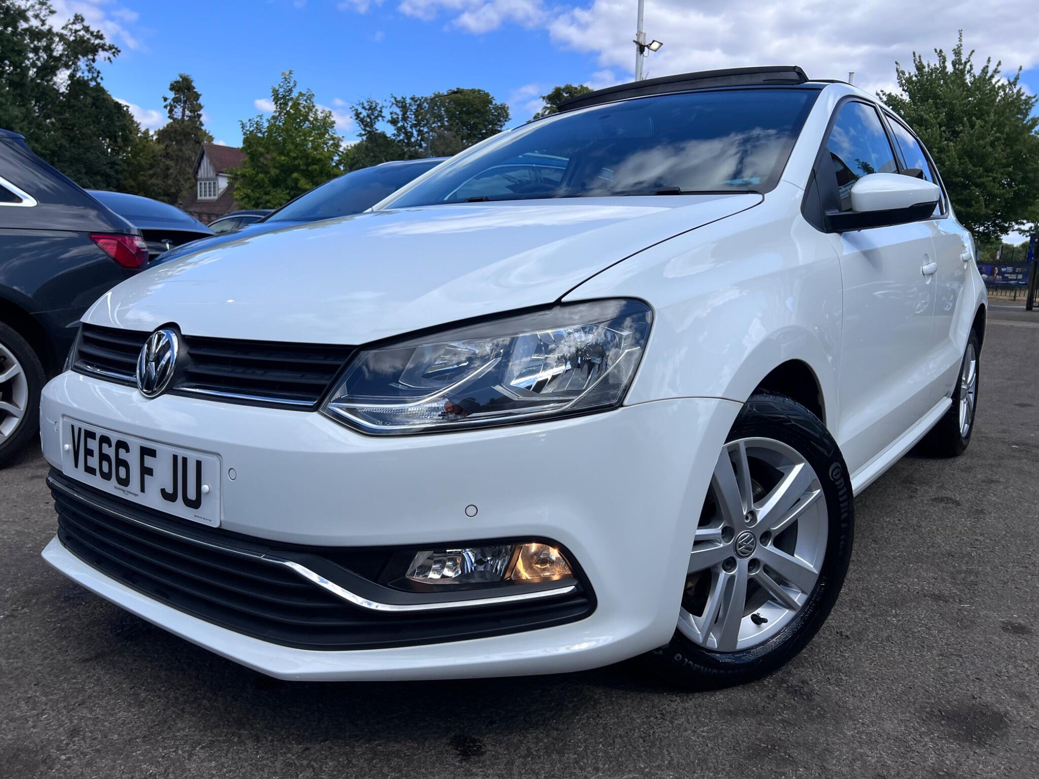 Volkswagen Polo view 6