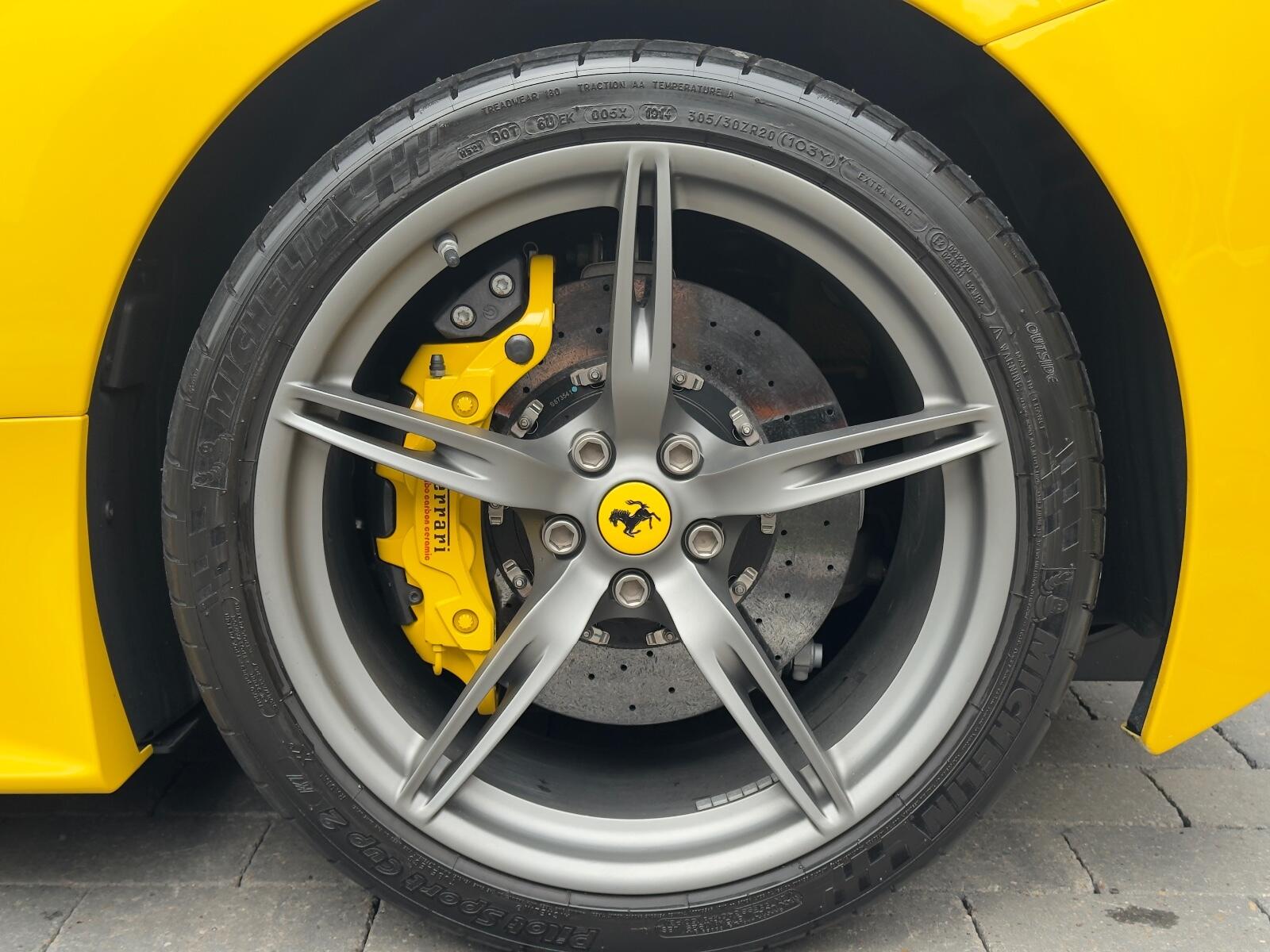 Ferrari 458 view 18