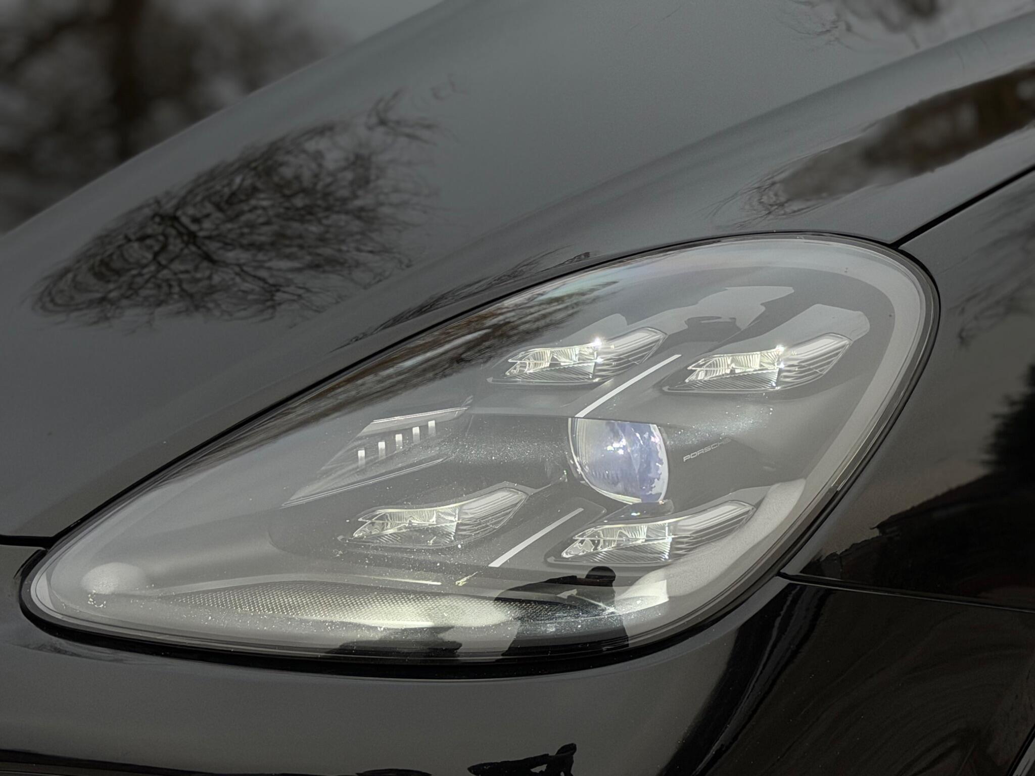 Porsche Cayenne view 76