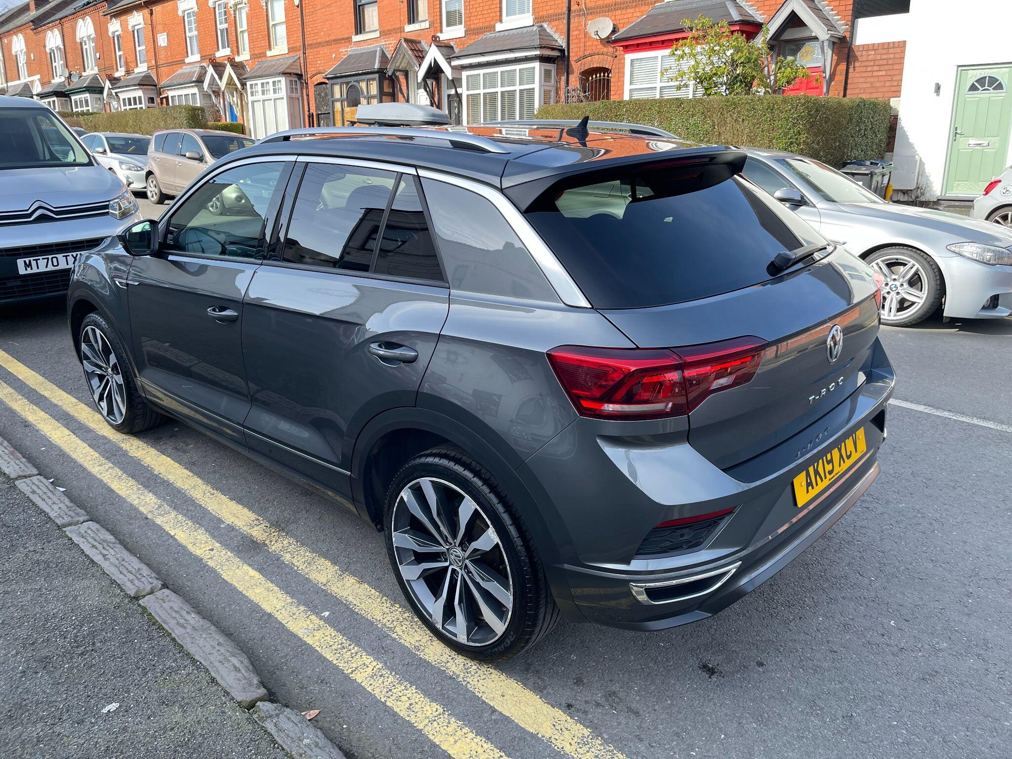 Volkswagen T-Roc view 15