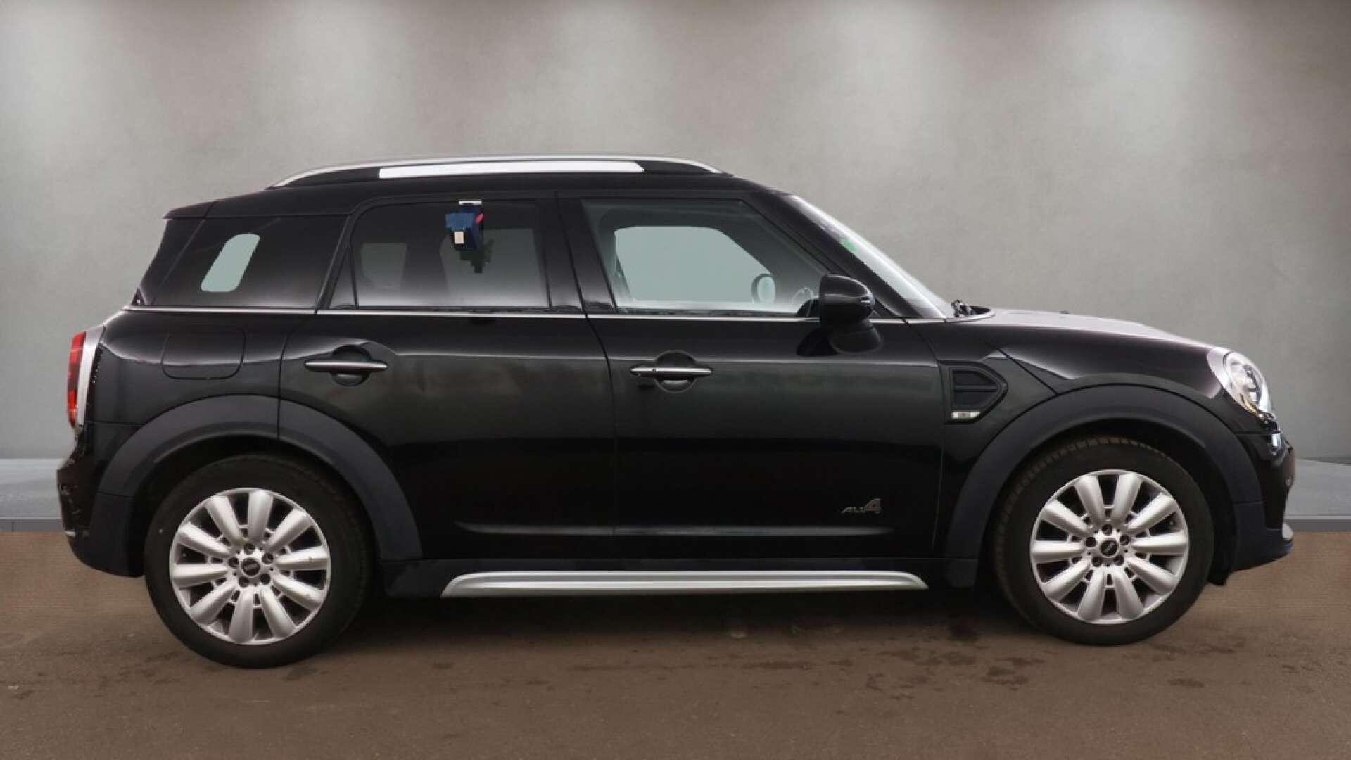 Mini Countryman view 10
