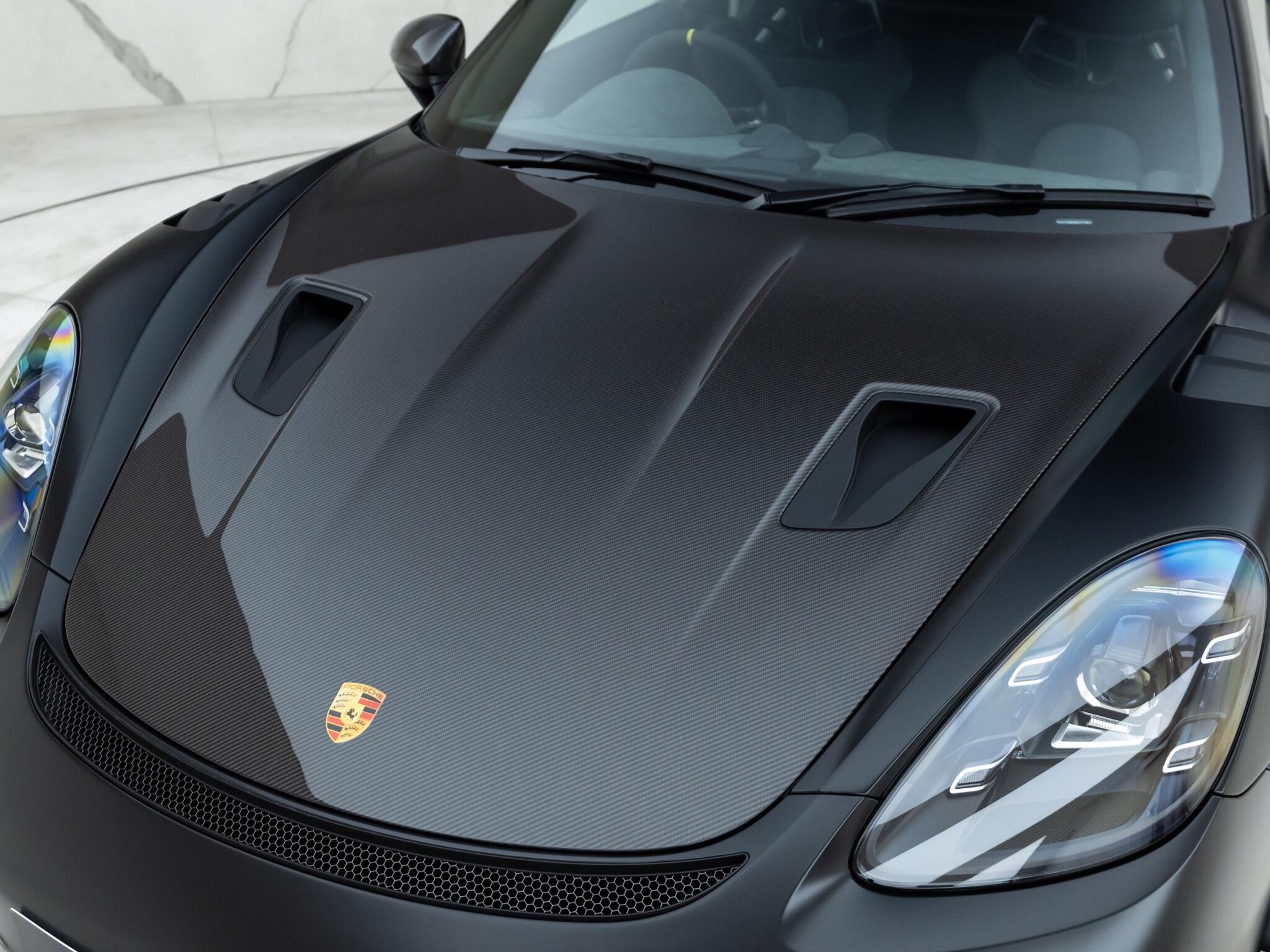 Porsche Cayman view 31