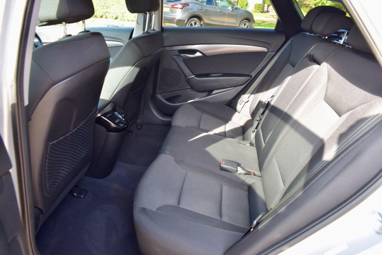 Hyundai i40 view 38