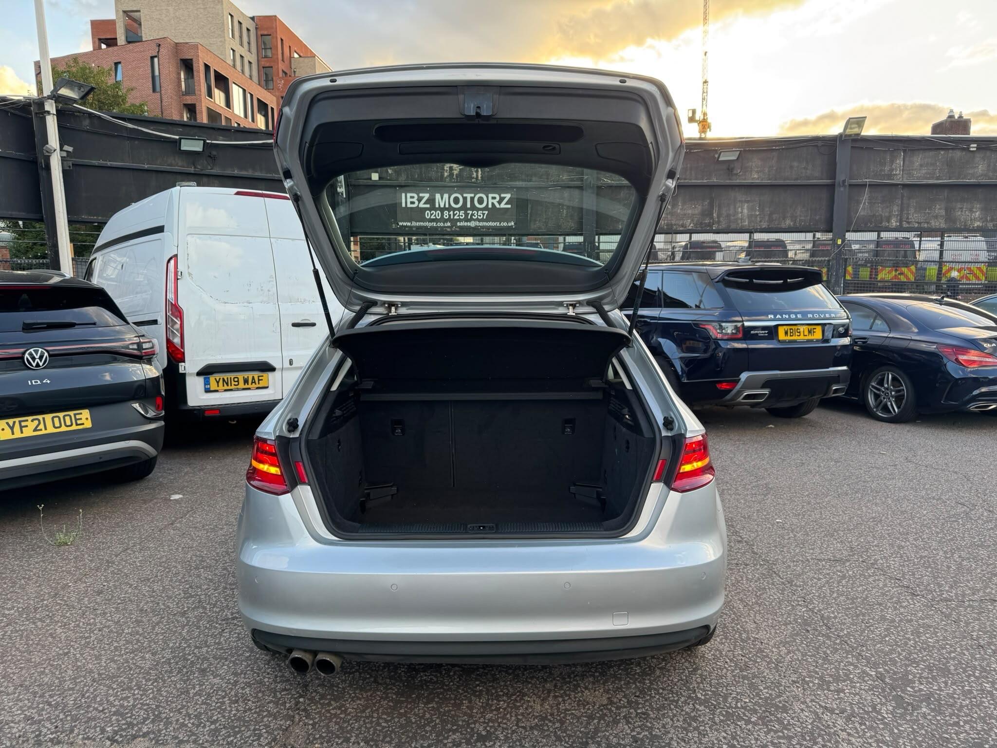 Audi A3 view 36