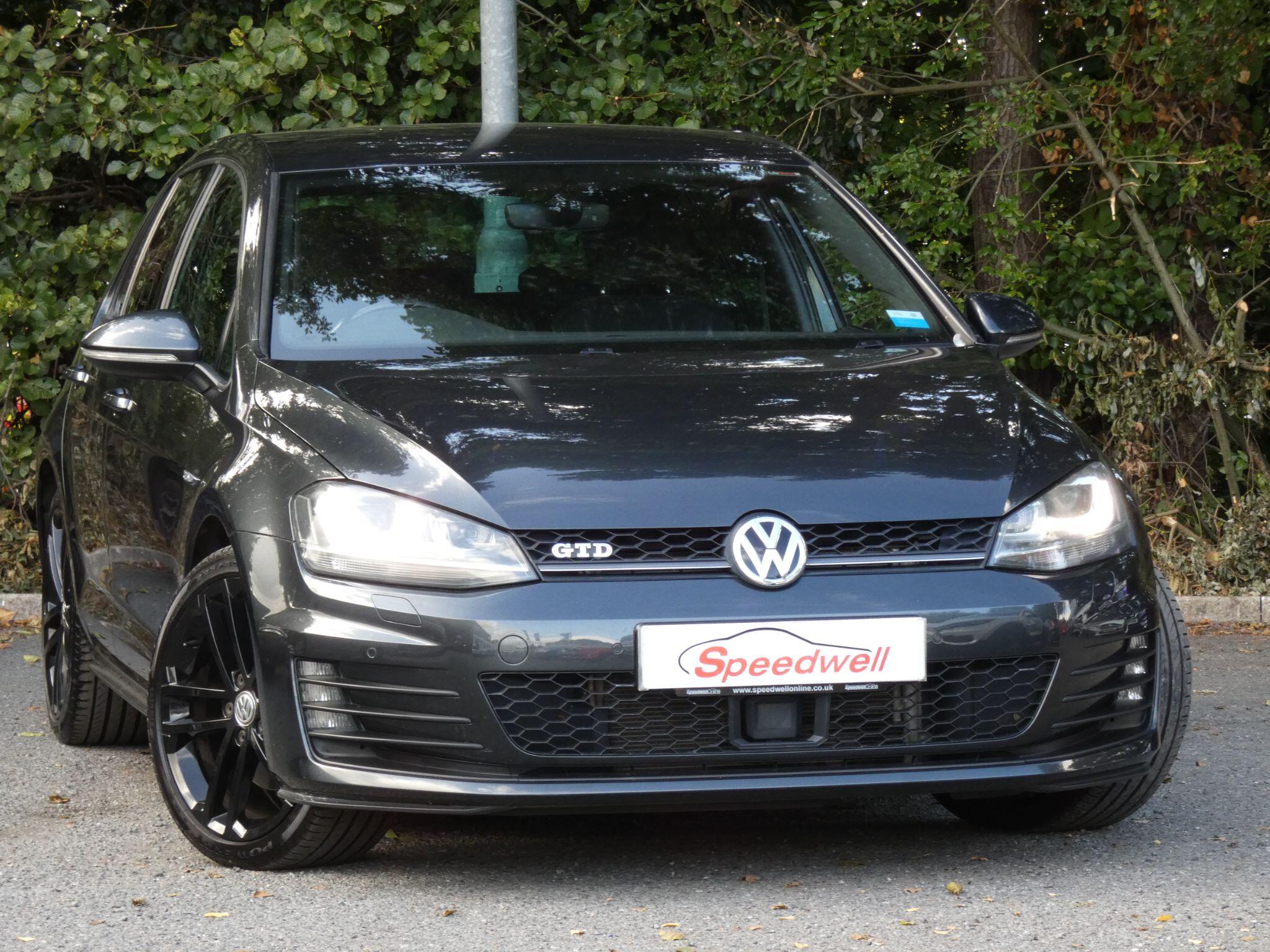 Volkswagen Golf view 38