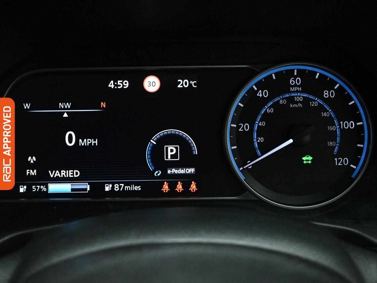 Nissan Leaf view 3
