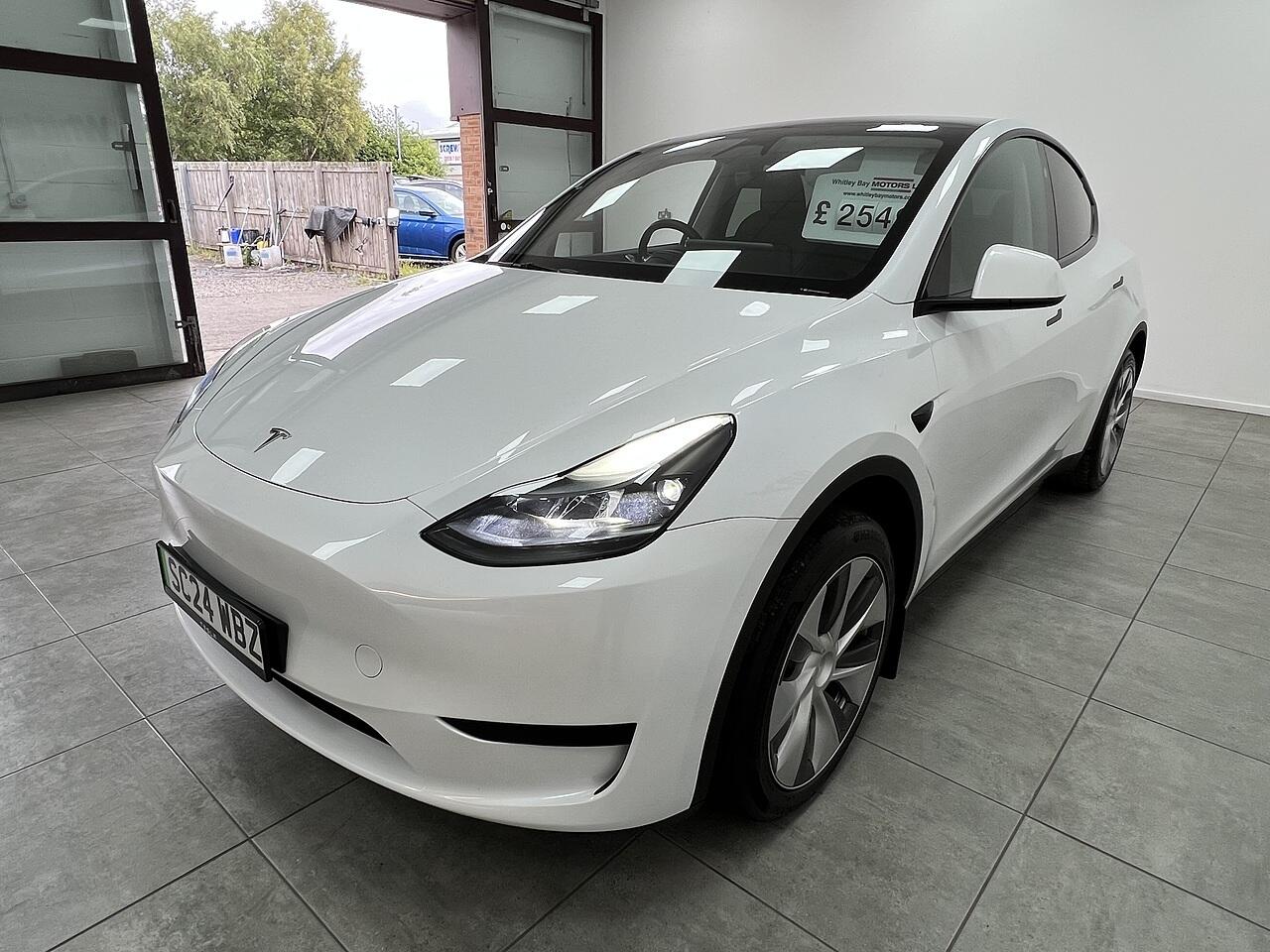 Tesla Model Y view 5