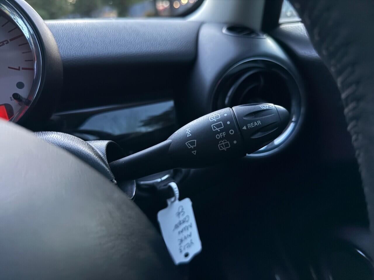 Mini Hatch view 18