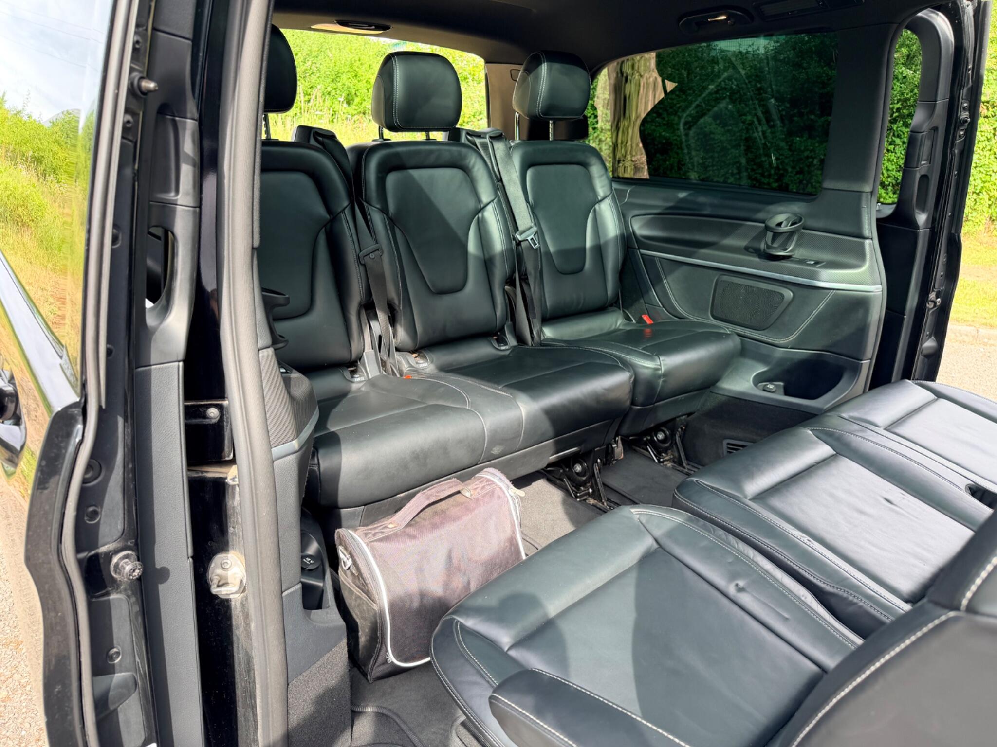 Mercedes-Benz V-Class view 16