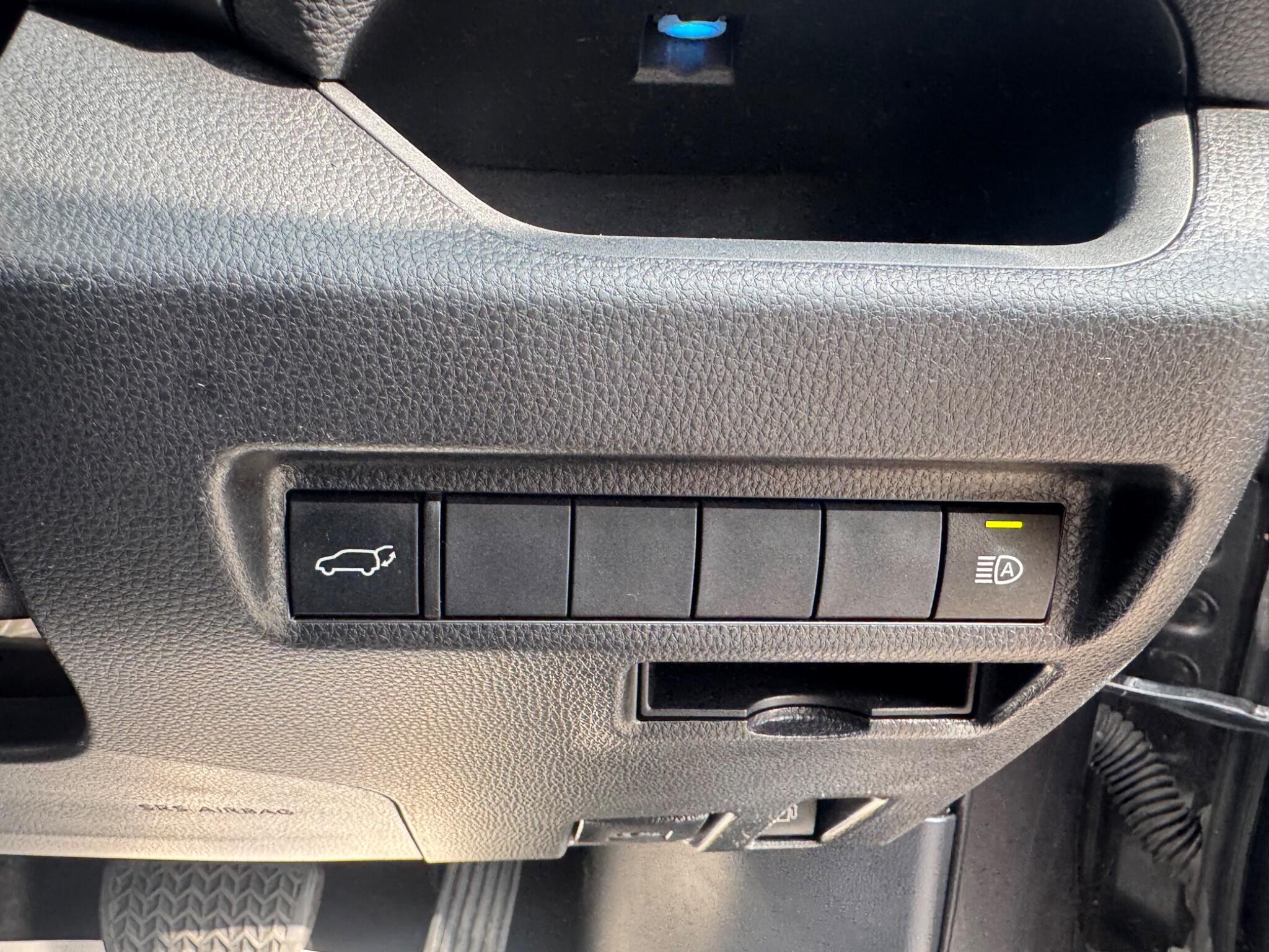 Toyota Rav4 view 20