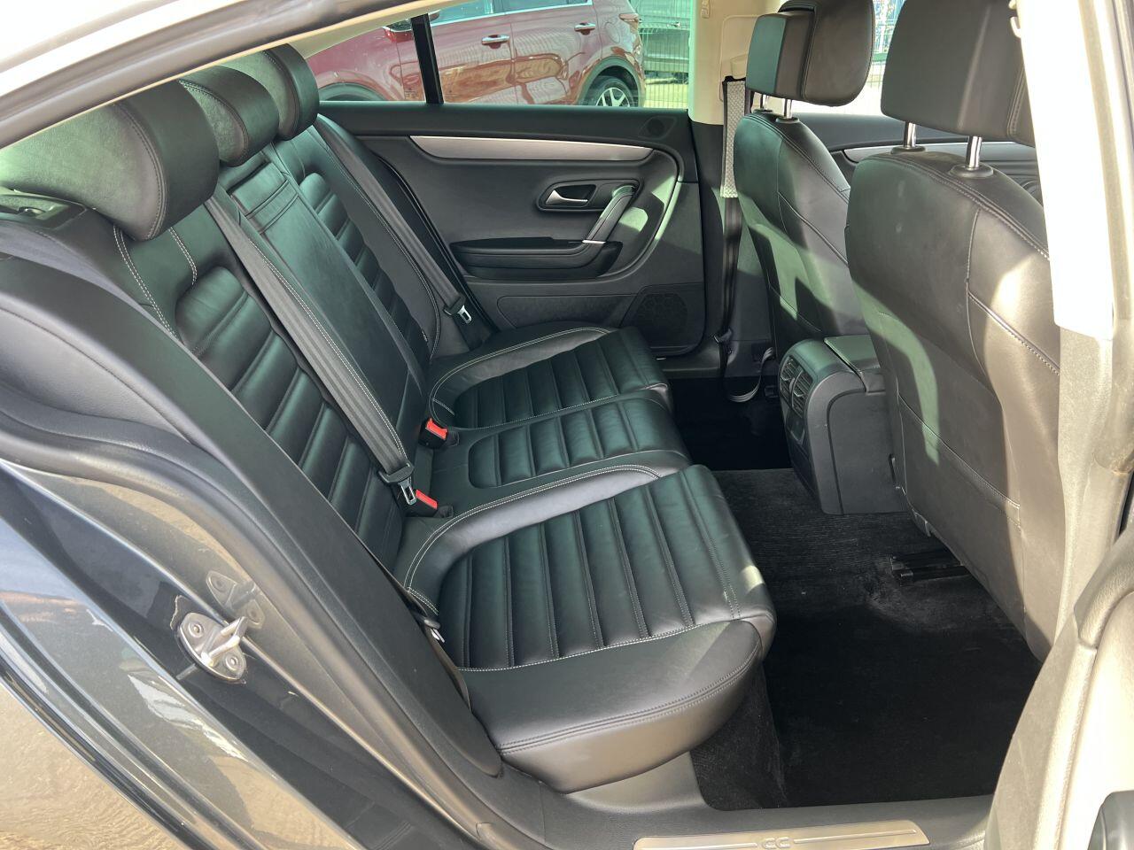 Volkswagen CC view 18