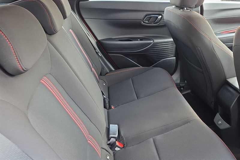 Hyundai i20 view 29