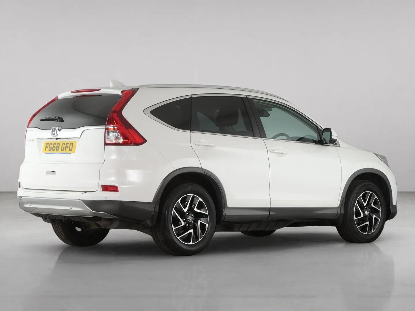Honda CR-V view 8