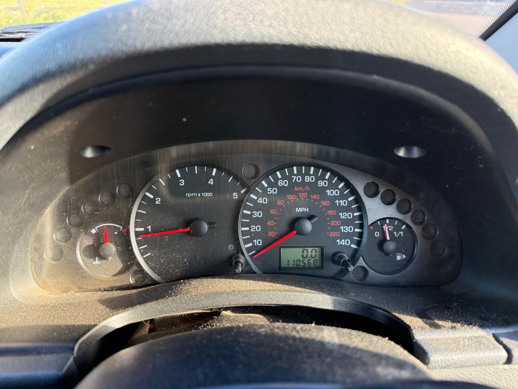 Ford Transit Connect 1.8 TDCi T200 LX L1 H1 4dr — photo 33 of 86