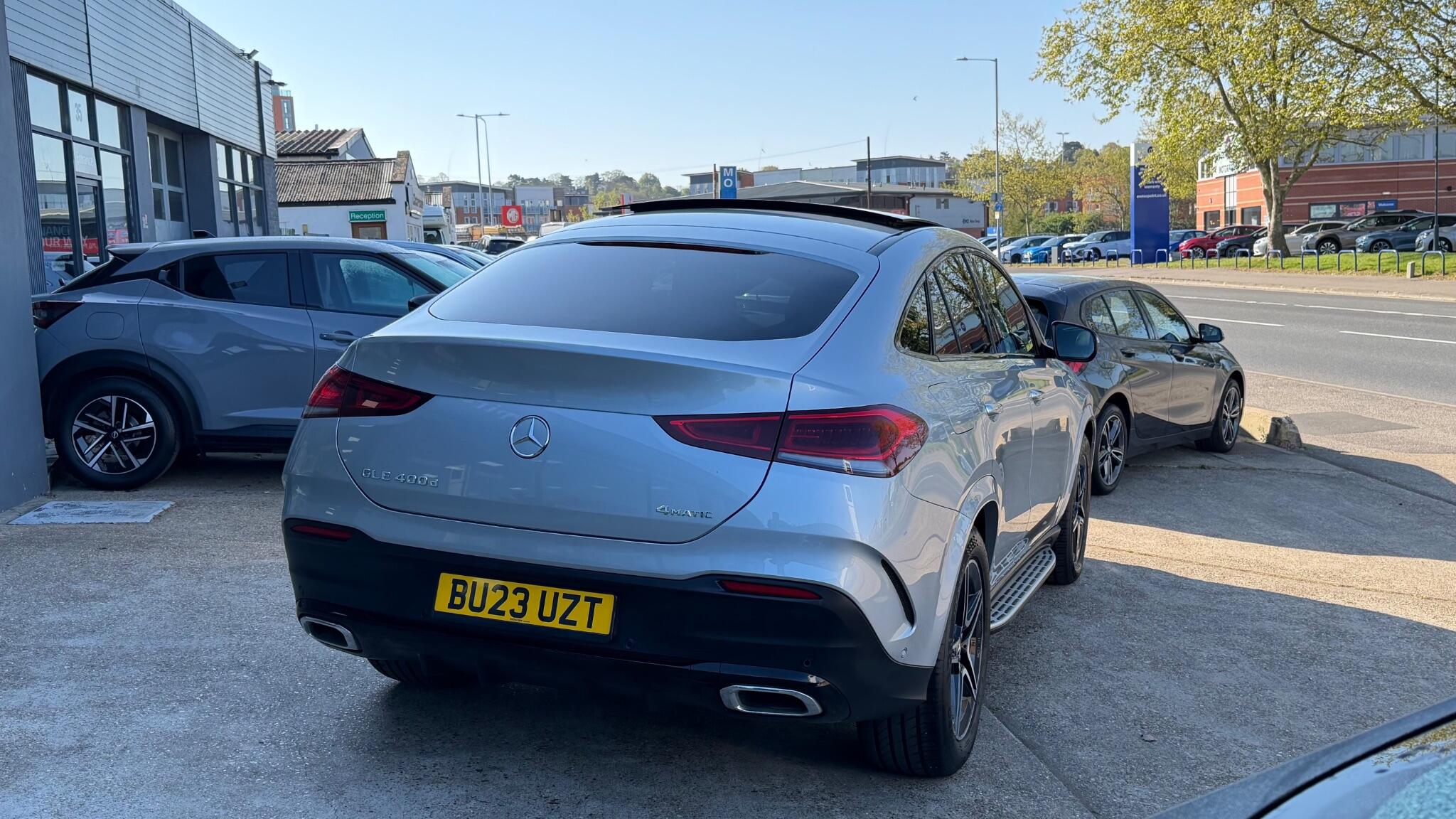 Mercedes-Benz Gle view 9