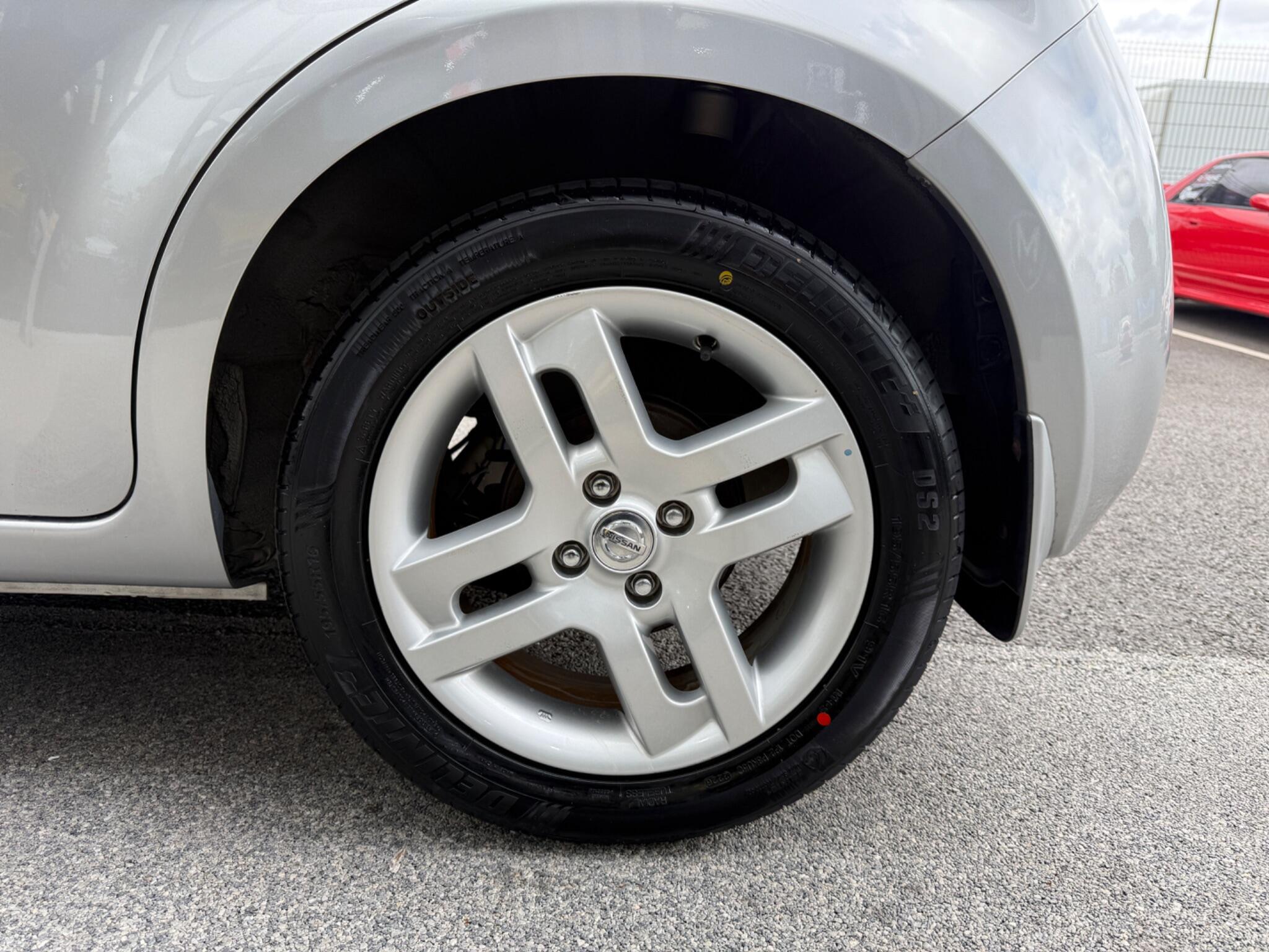 Nissan Cube view 31
