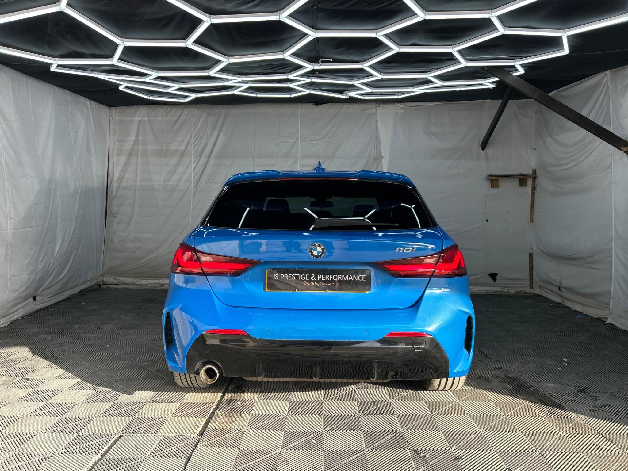 BMW 1 Series view 7