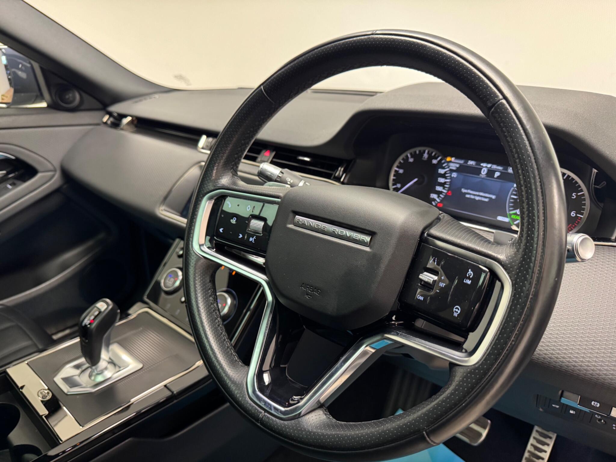 Land Rover Range Rover Evoque view 30