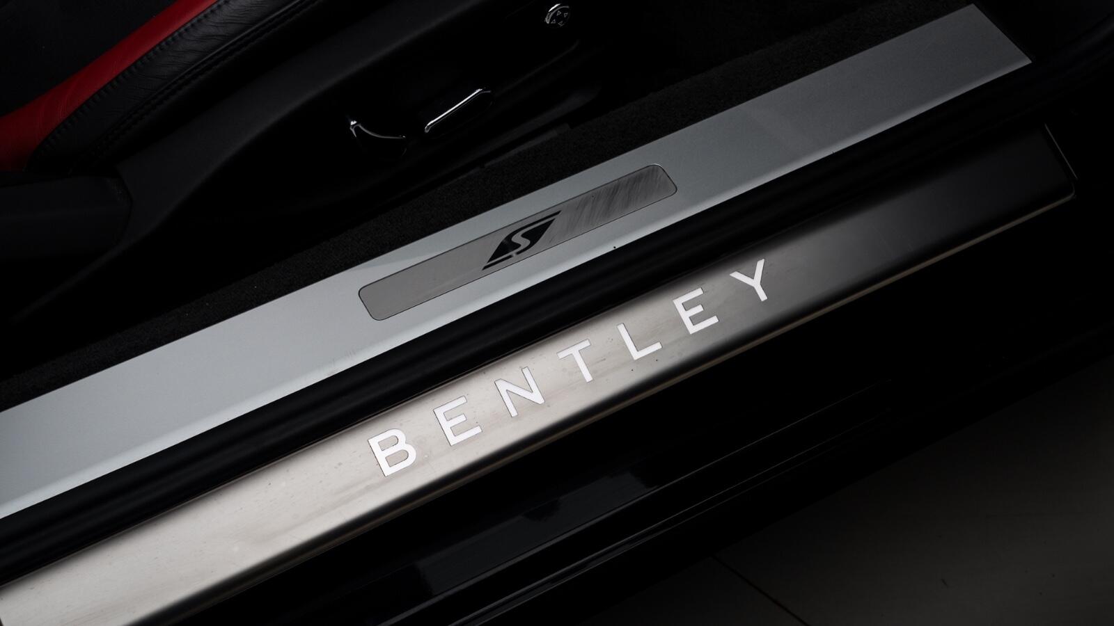 Bentley Continental view 23