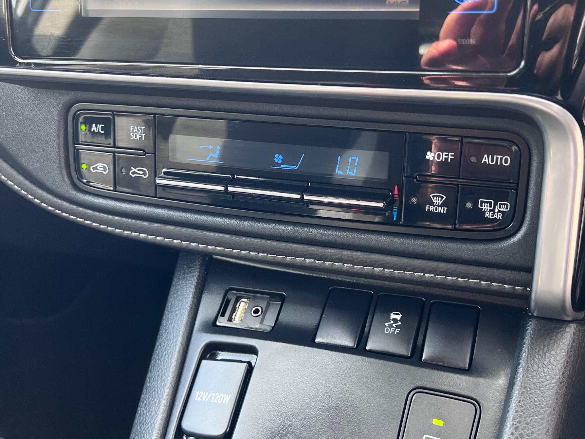 Toyota Auris view 25